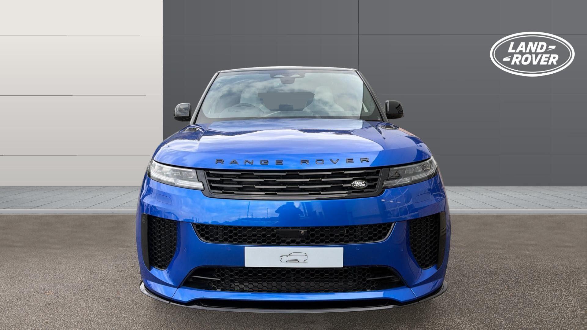 Land Rover Range Rover Sport view 2