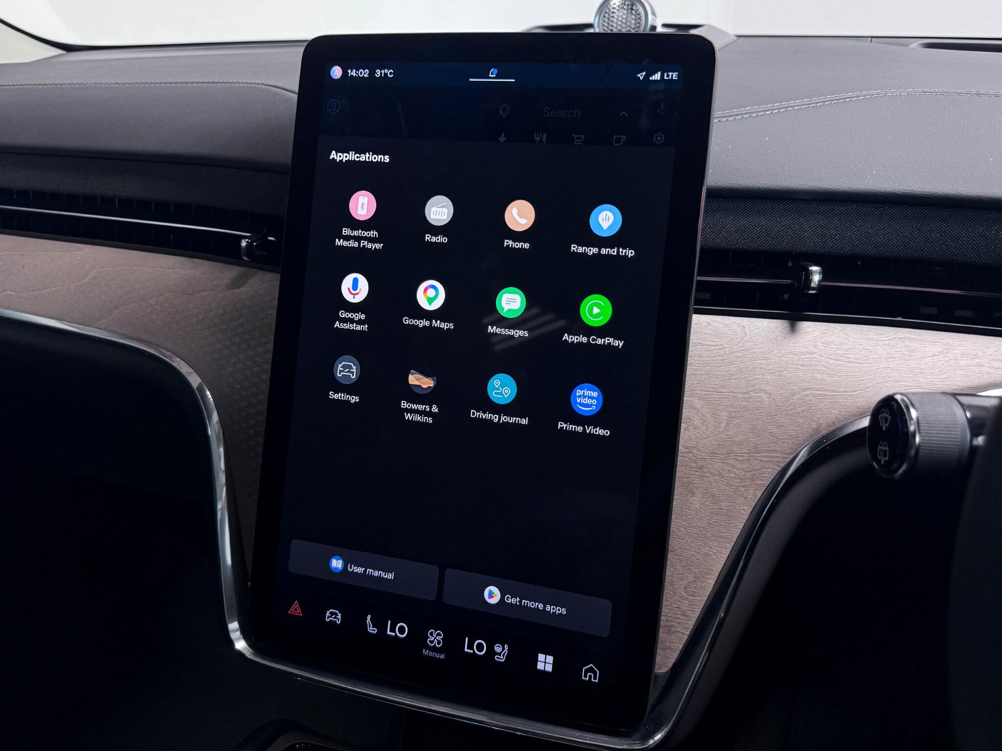Volvo Ex90 view 43
