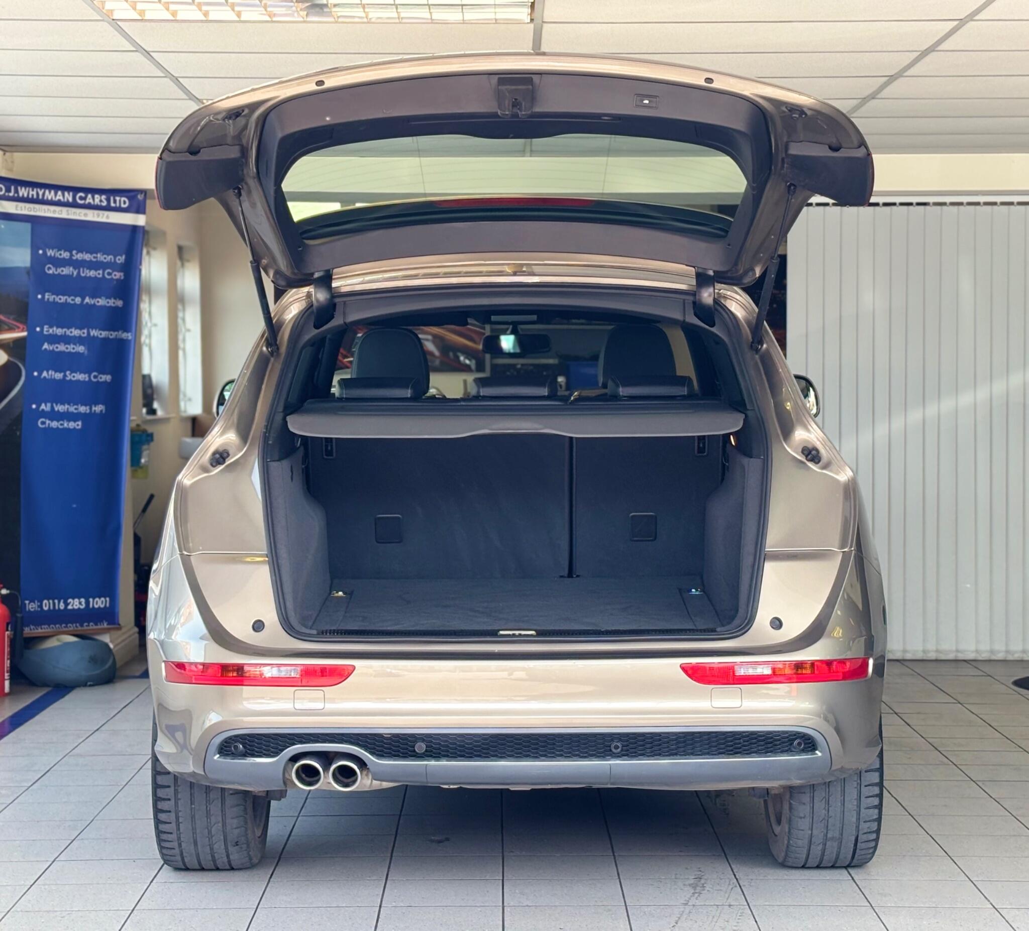 Audi Q5 view 30