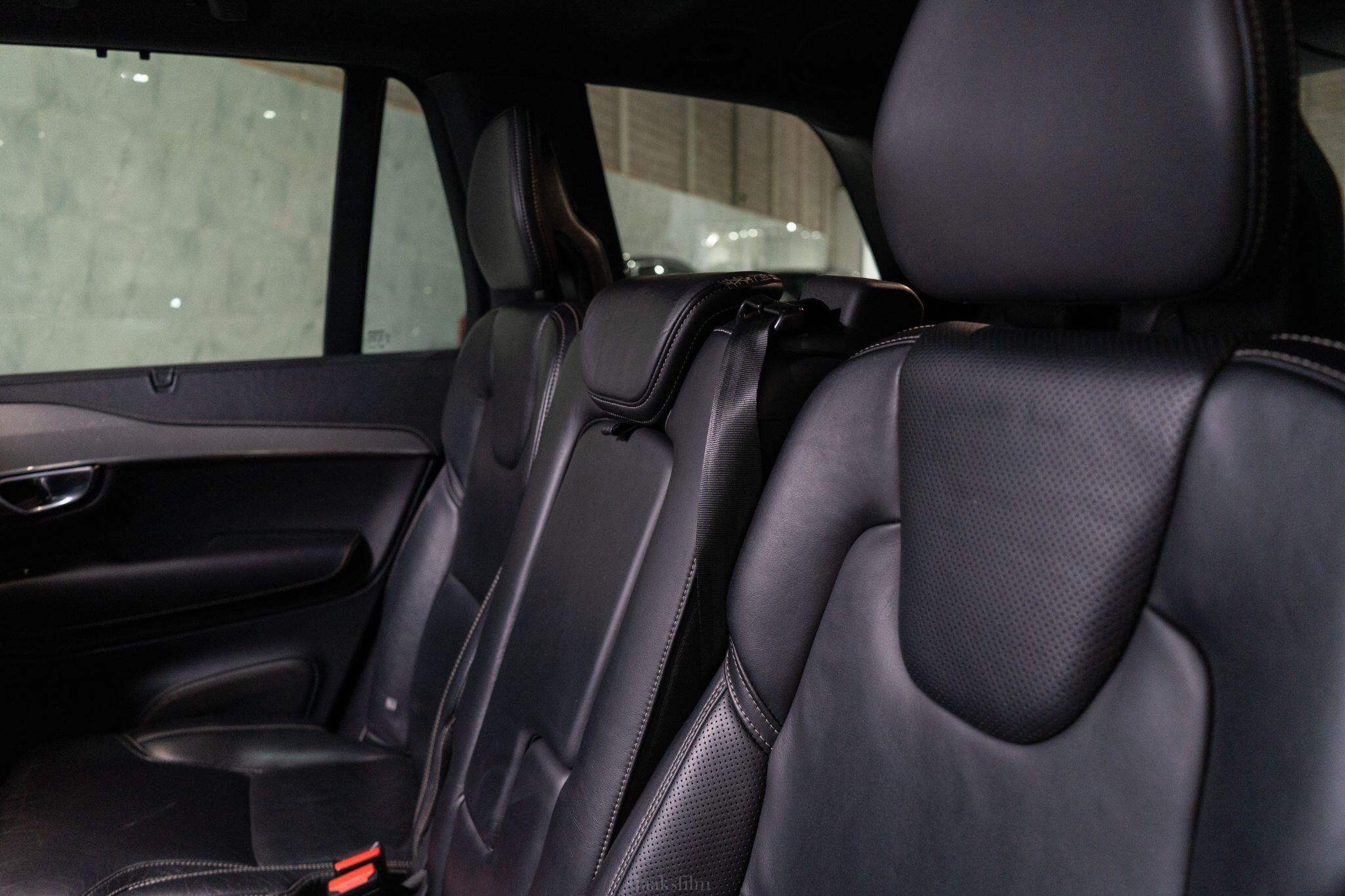 Volvo XC90 view 37
