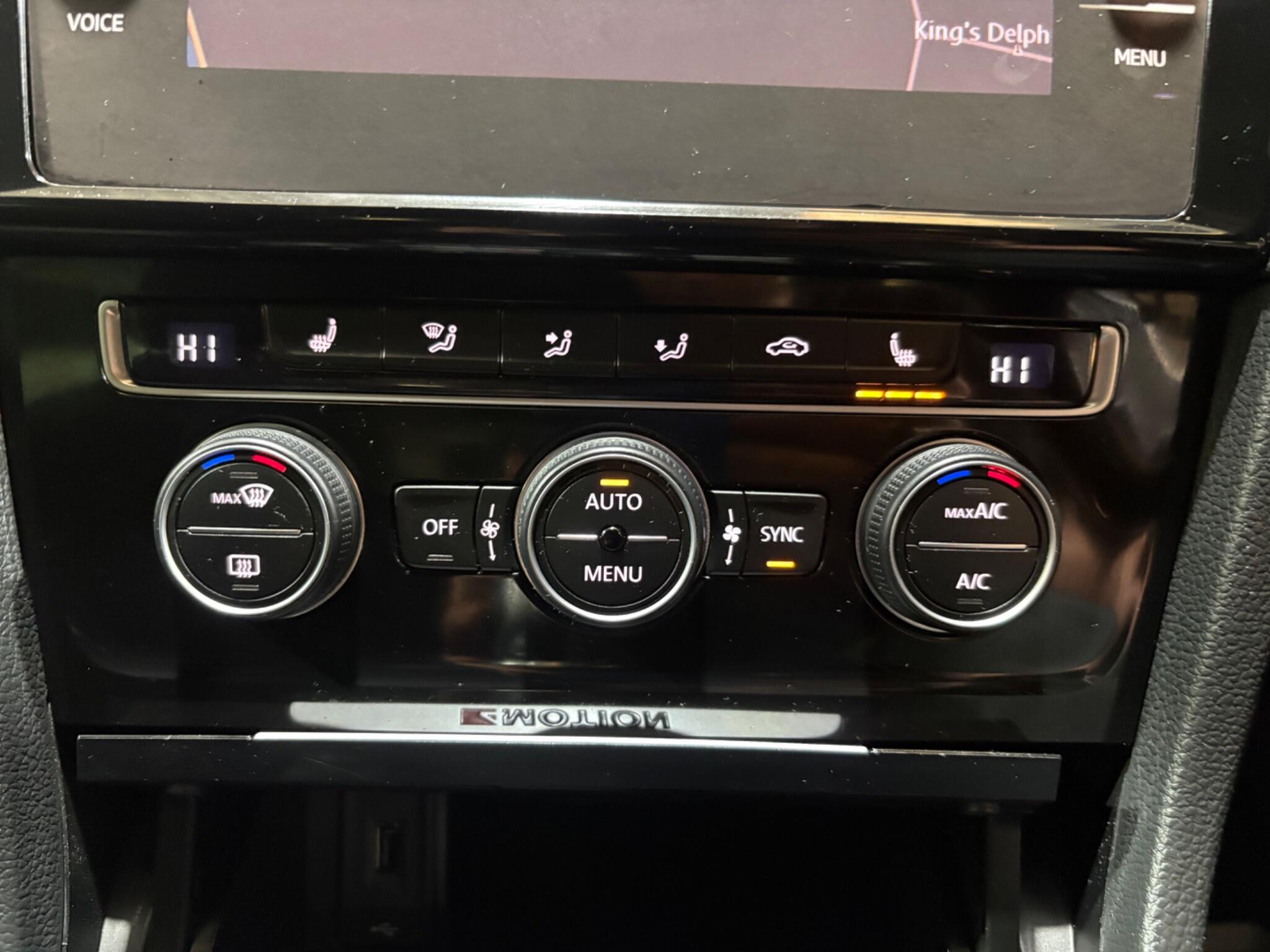 Volkswagen Golf view 29