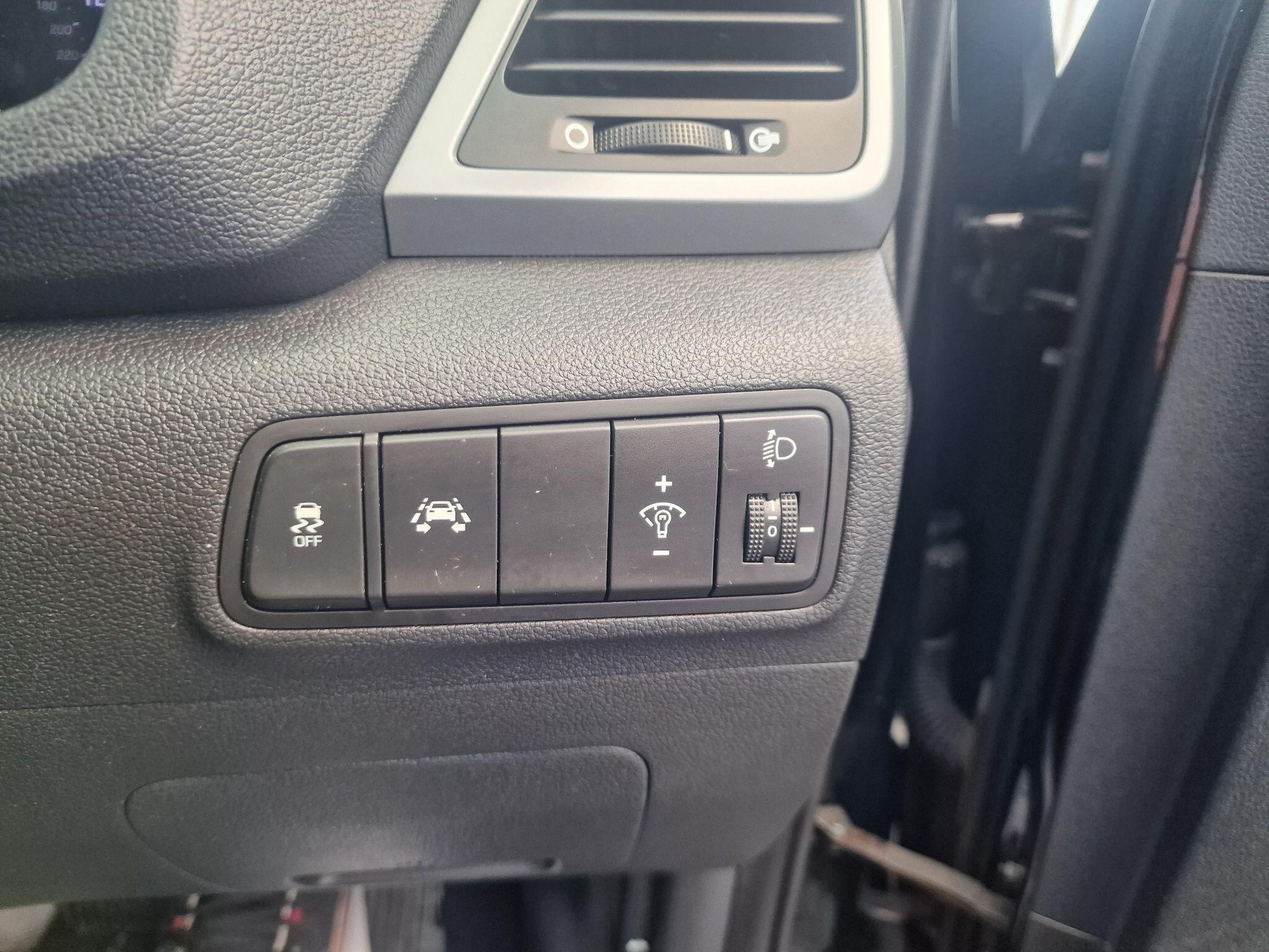 Hyundai Tucson view 17