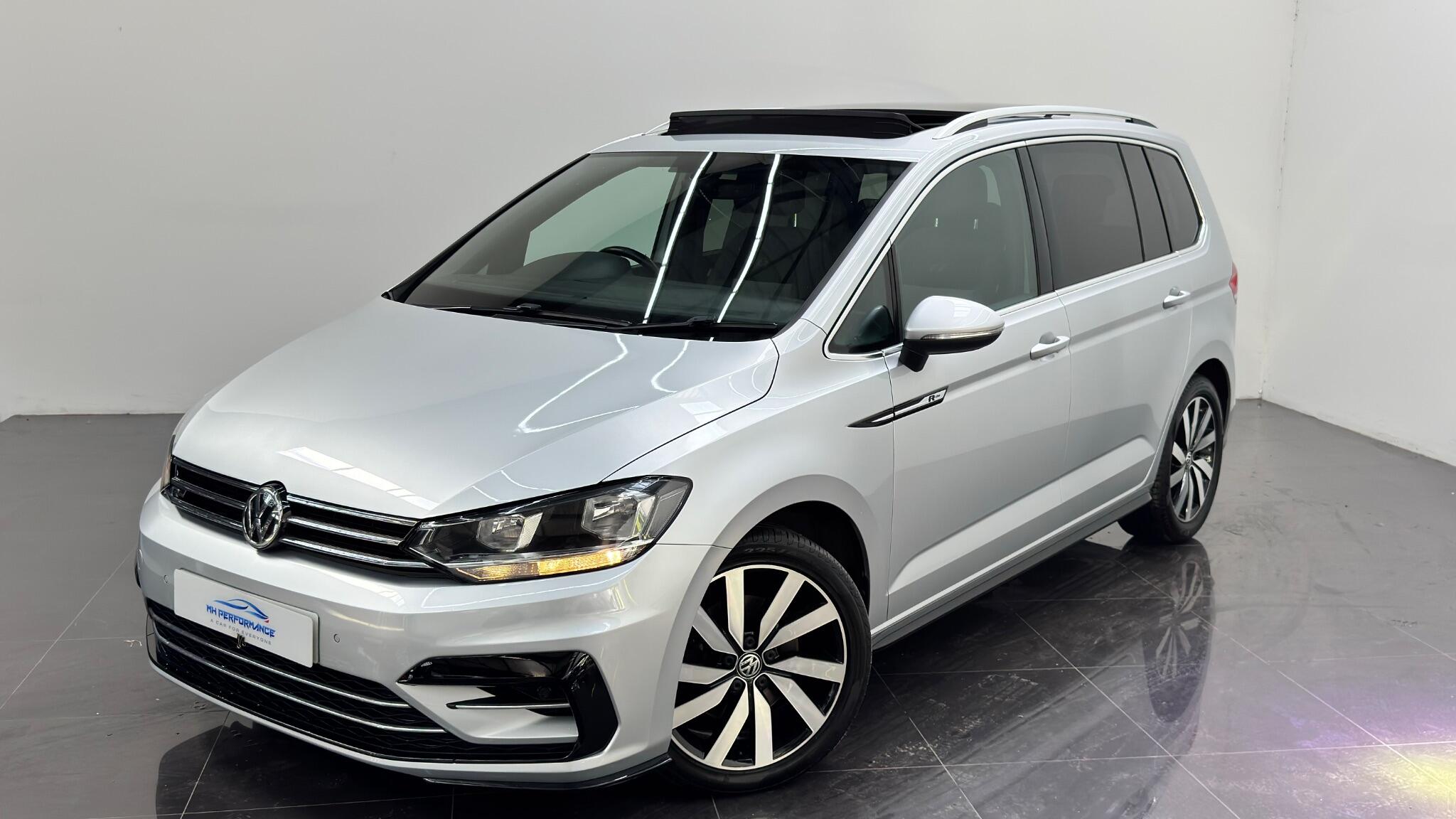 Volkswagen Touran view 13