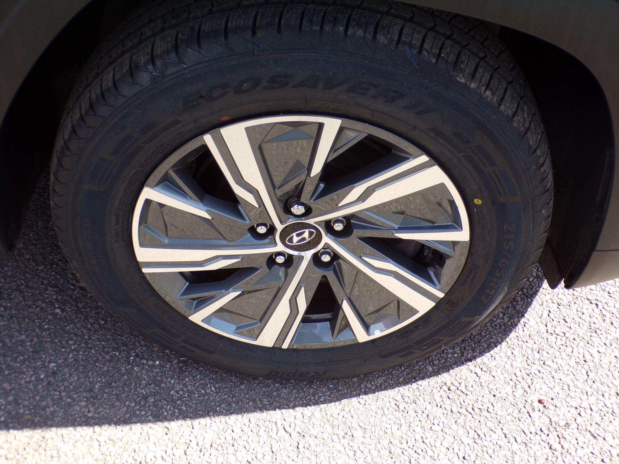 Hyundai Tucson view 11