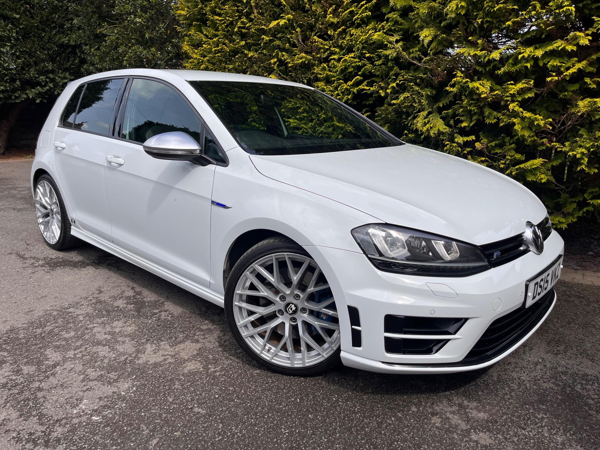 Volkswagen Golf view 21