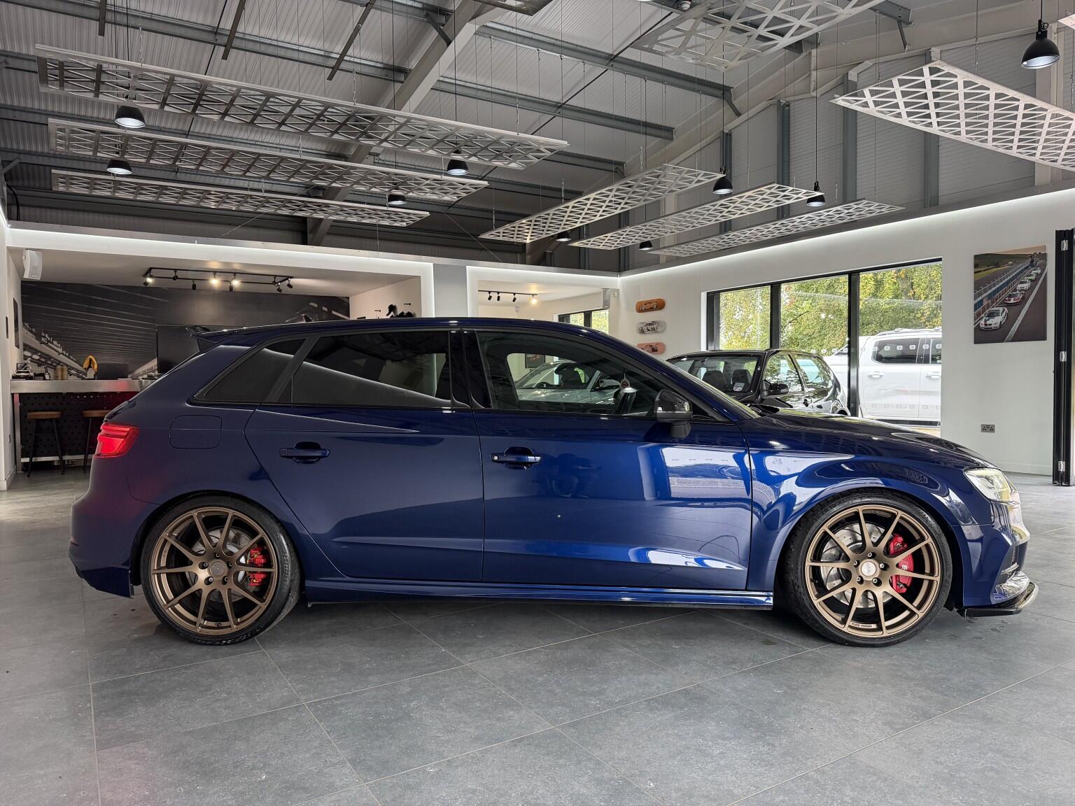 Audi S3 view 16