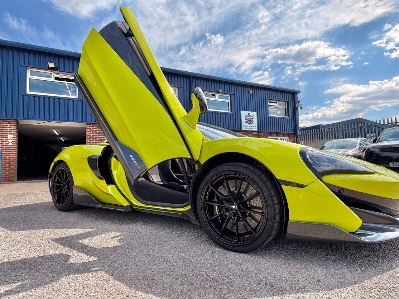 McLaren 600LT view 30