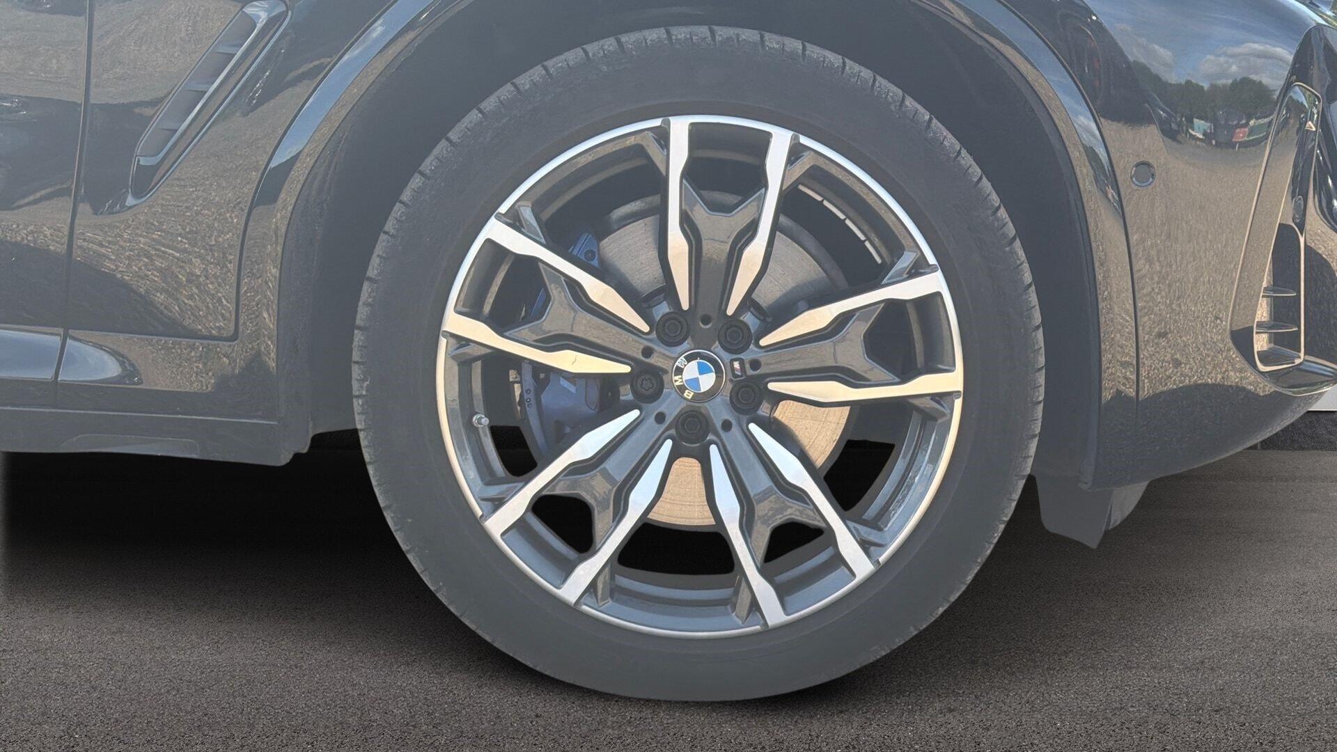BMW X3 view 14