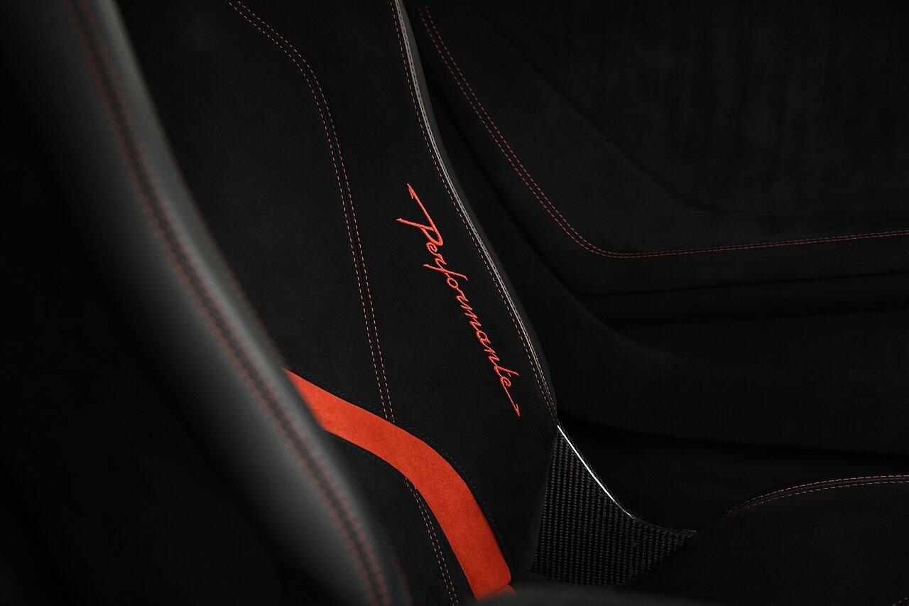 Lamborghini Huracan view 13