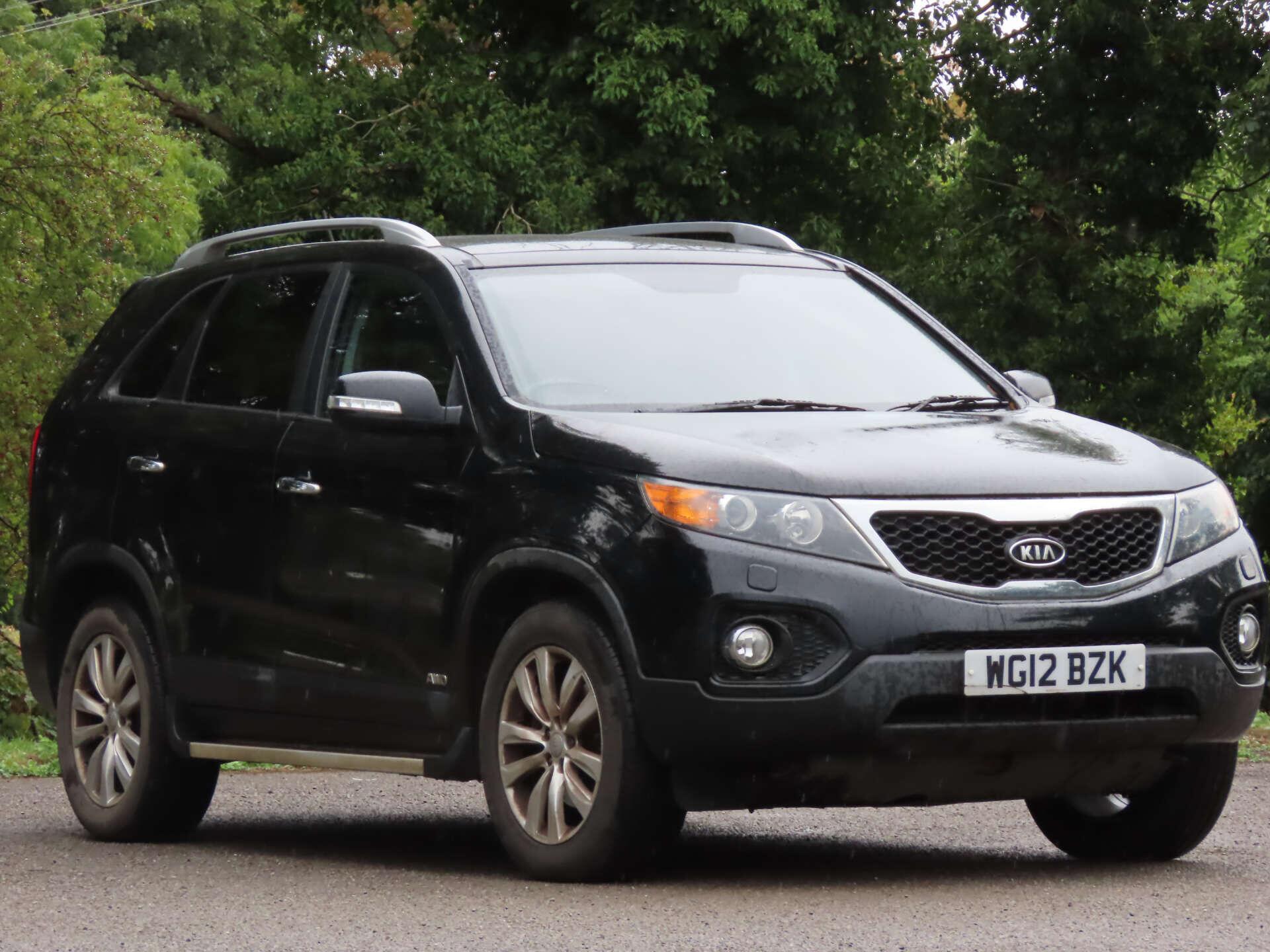 Kia Sorento view 3
