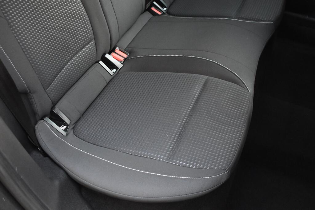 Ford Focus view 34
