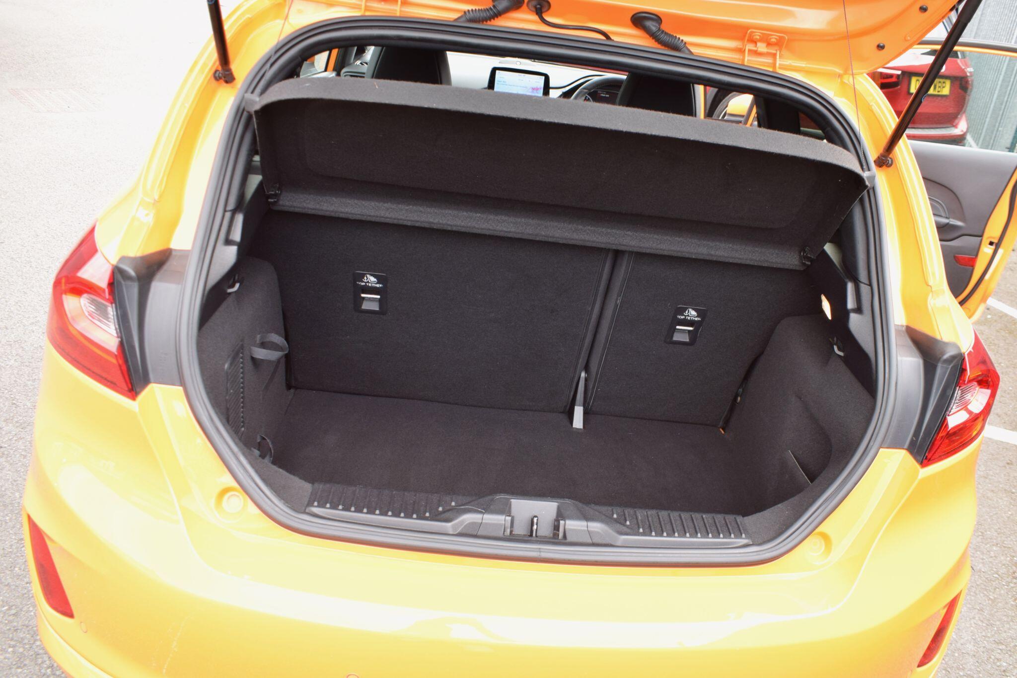 Ford Fiesta view 31