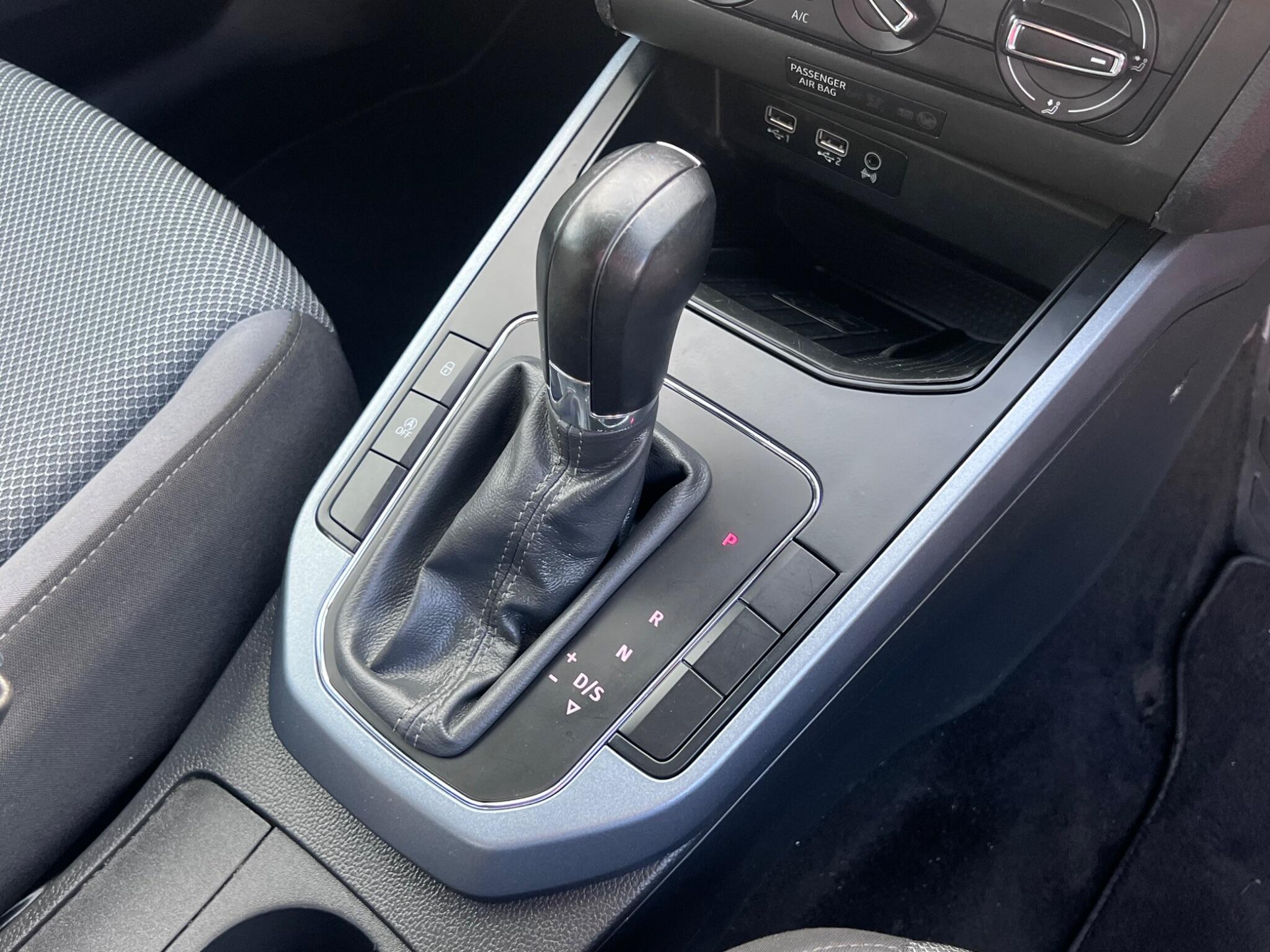 Seat Arona view 30