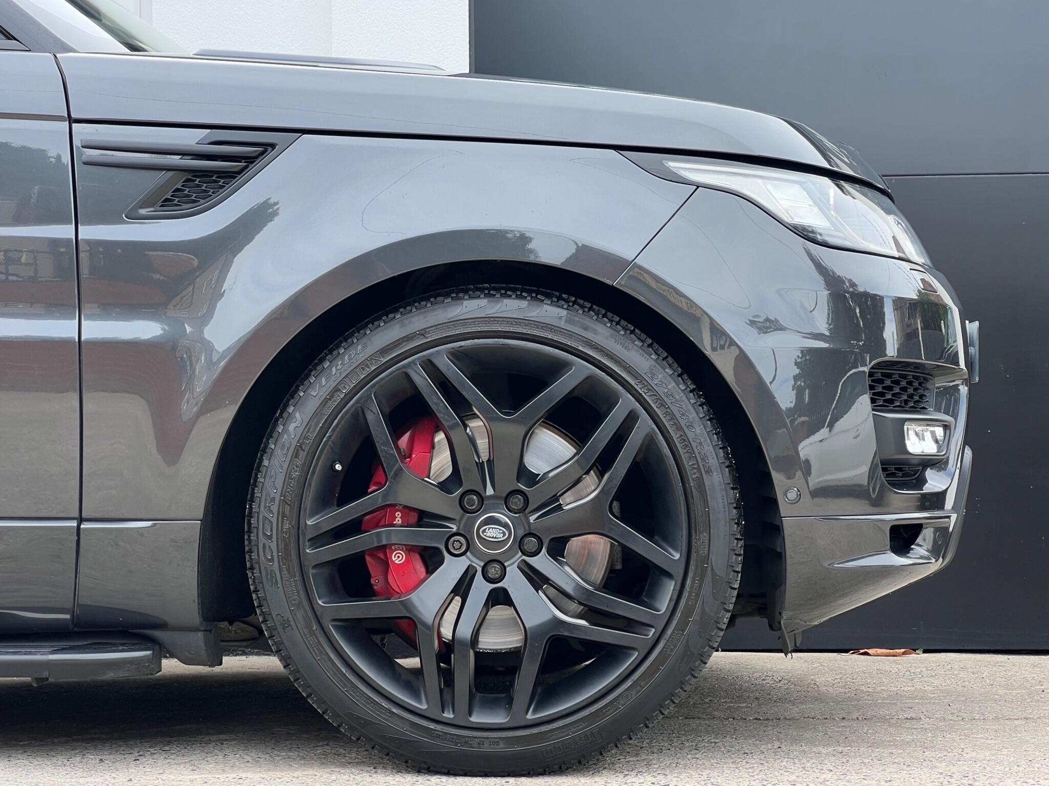 Land Rover Range Rover Sport view 8