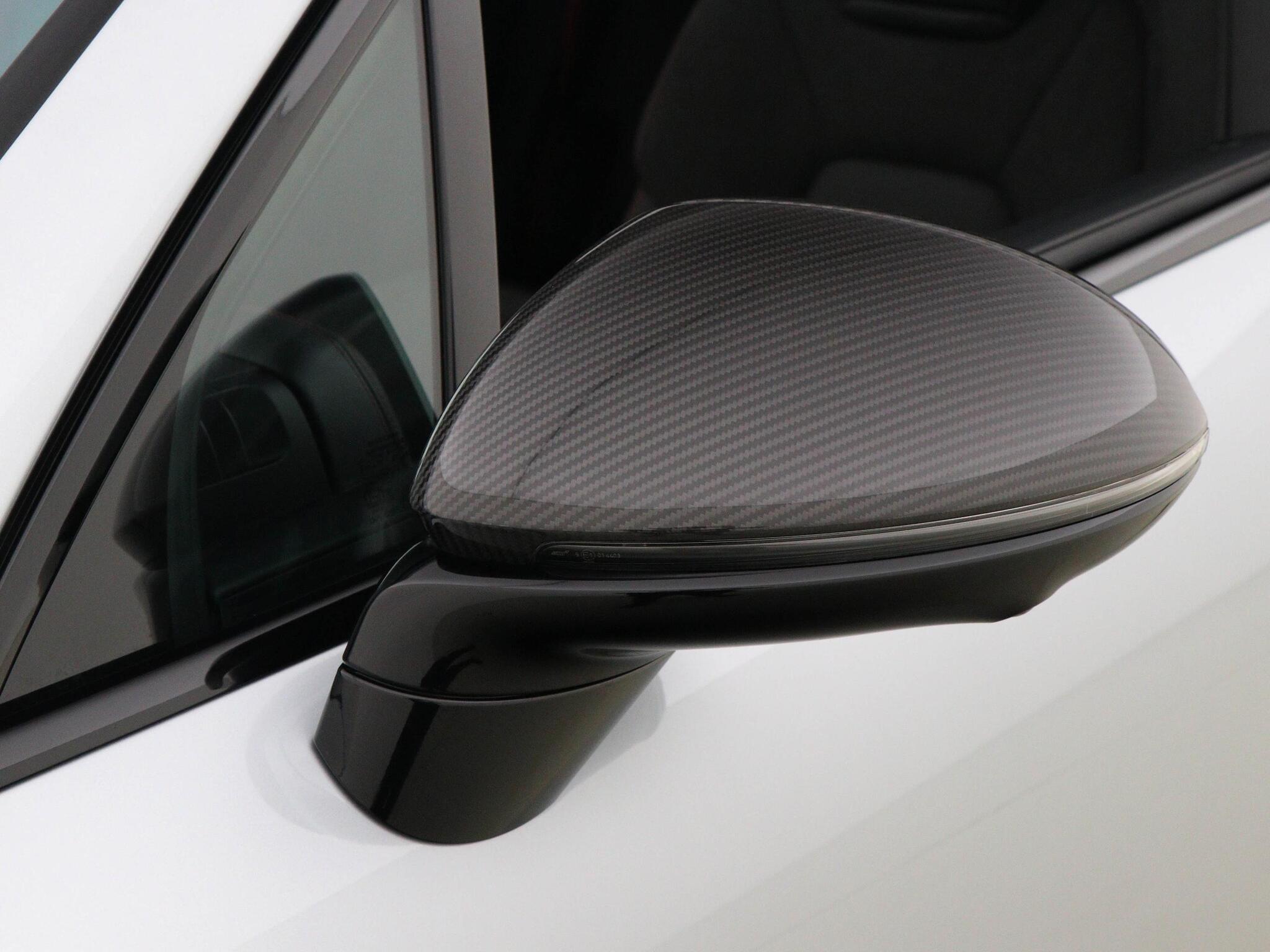Porsche Cayenne view 41