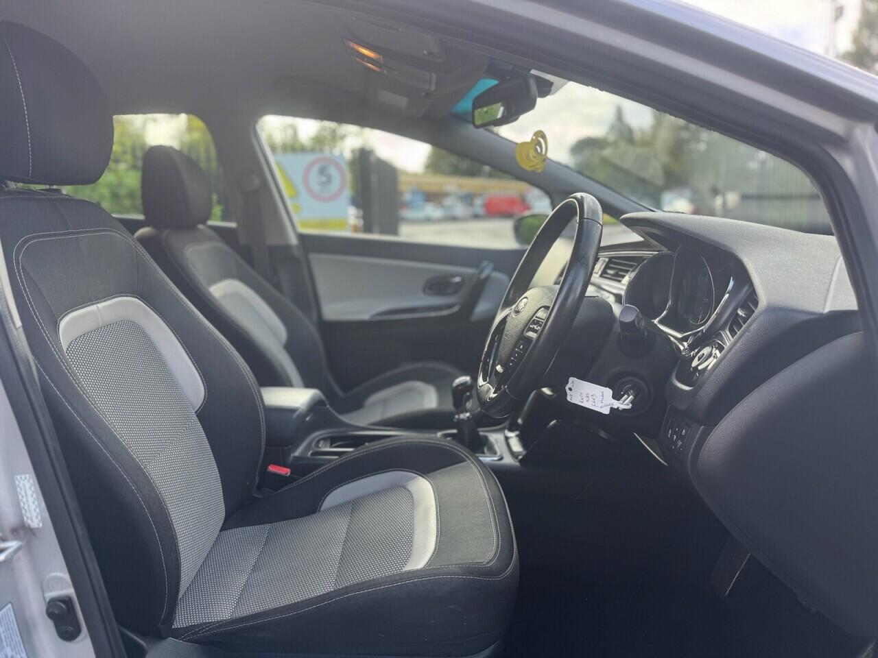 Kia Ceed view 9