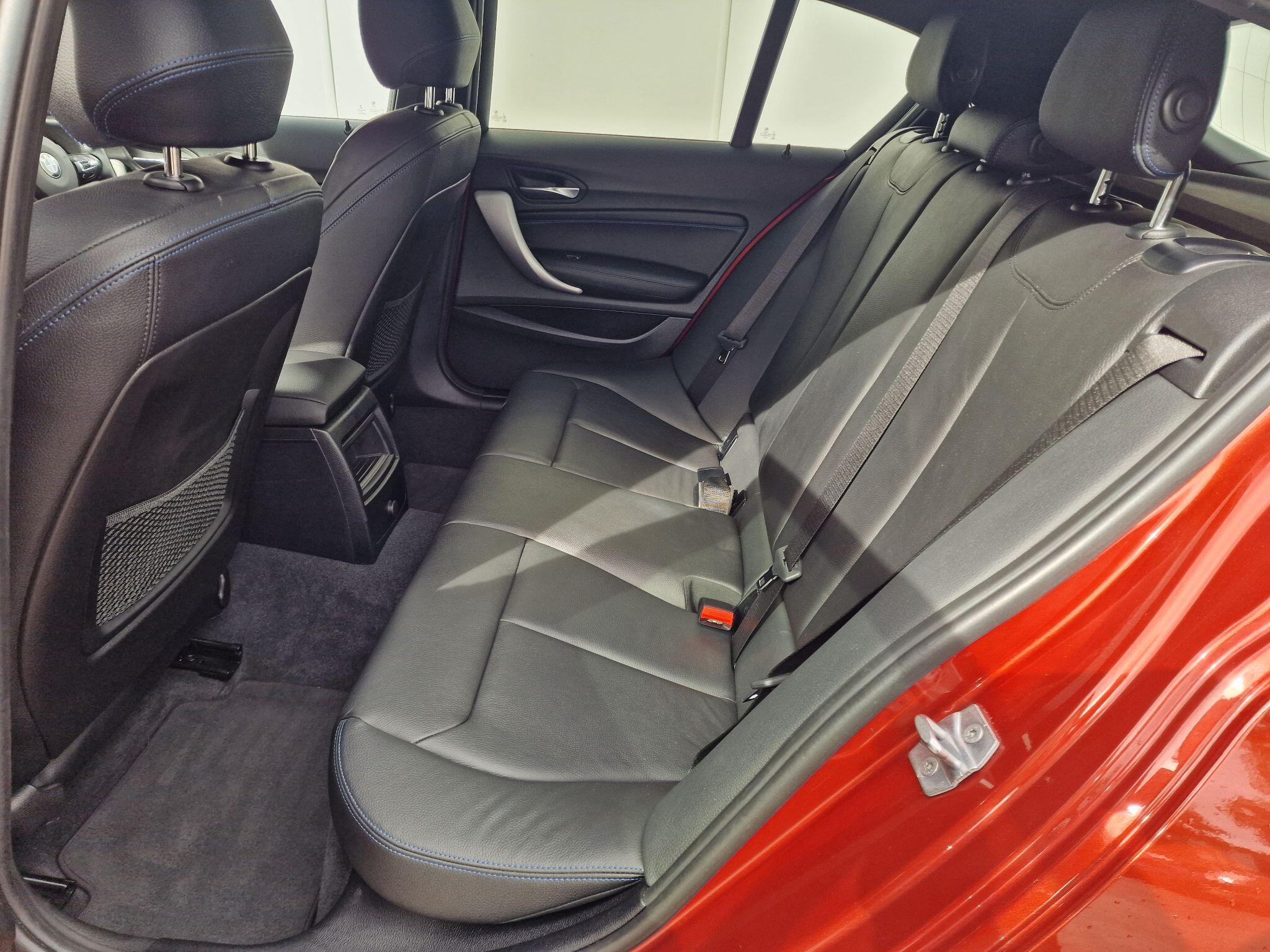 BMW 1 Series view 38