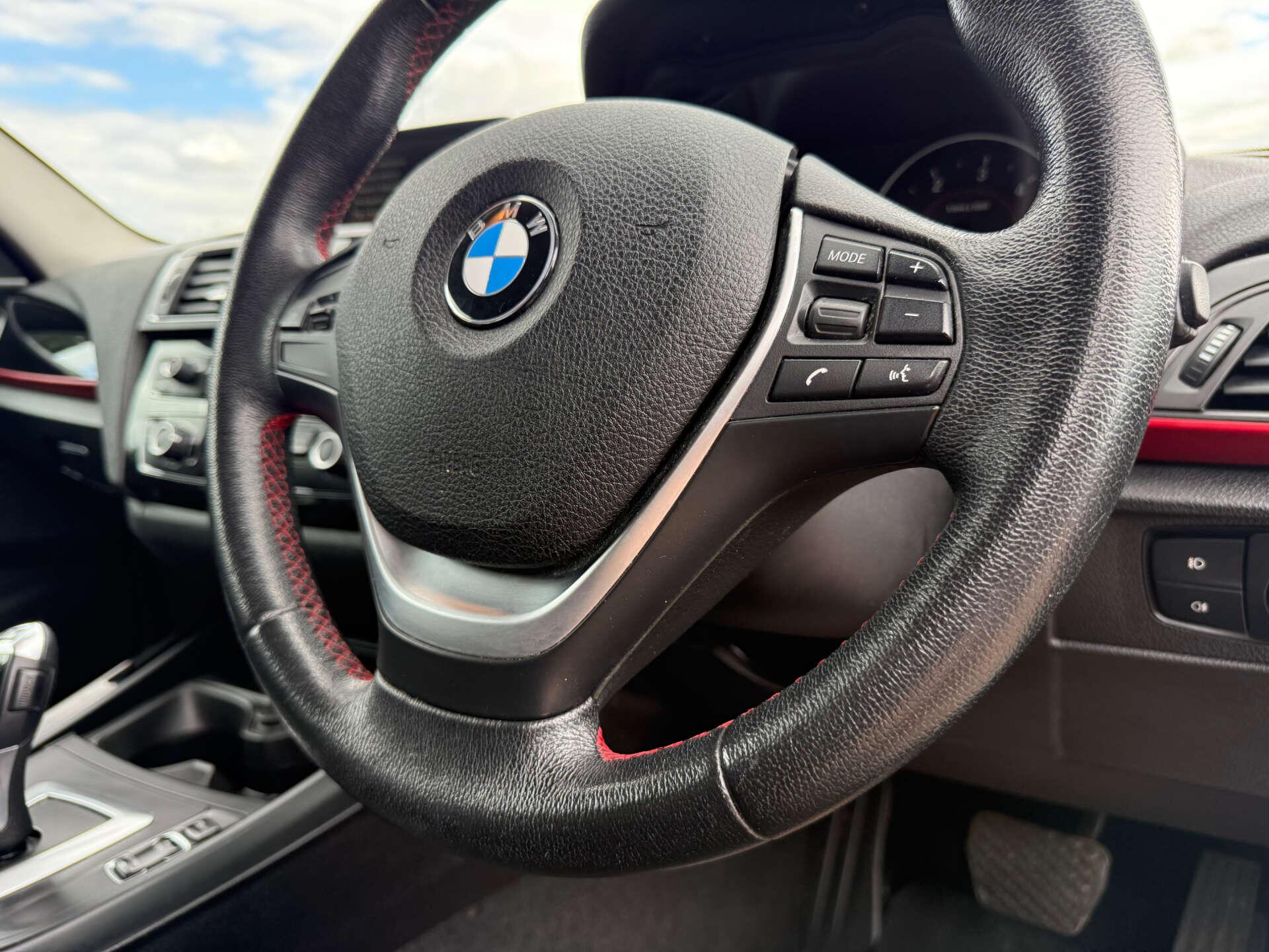 BMW 2 Series view 36