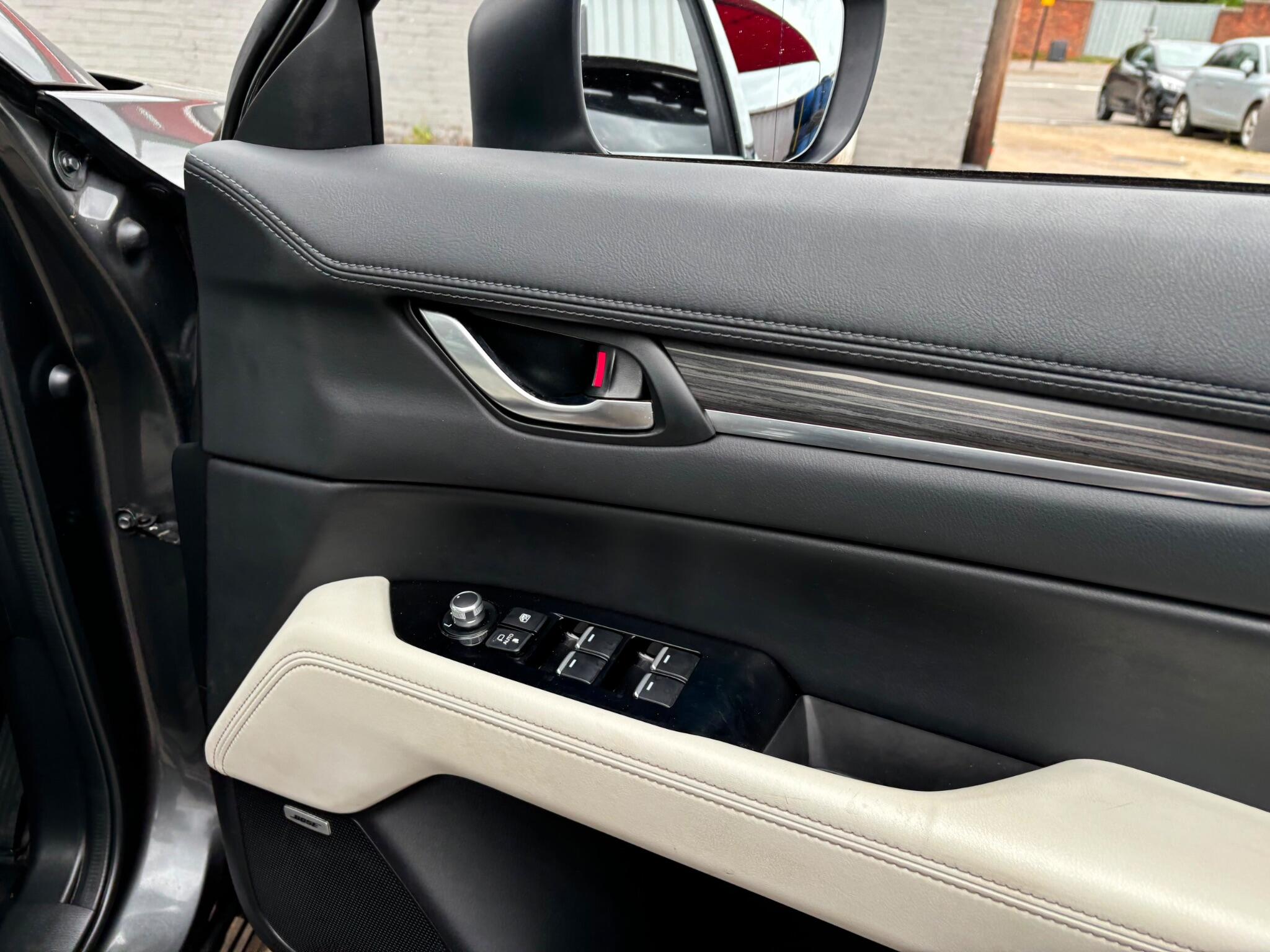 Mazda CX-5 view 14