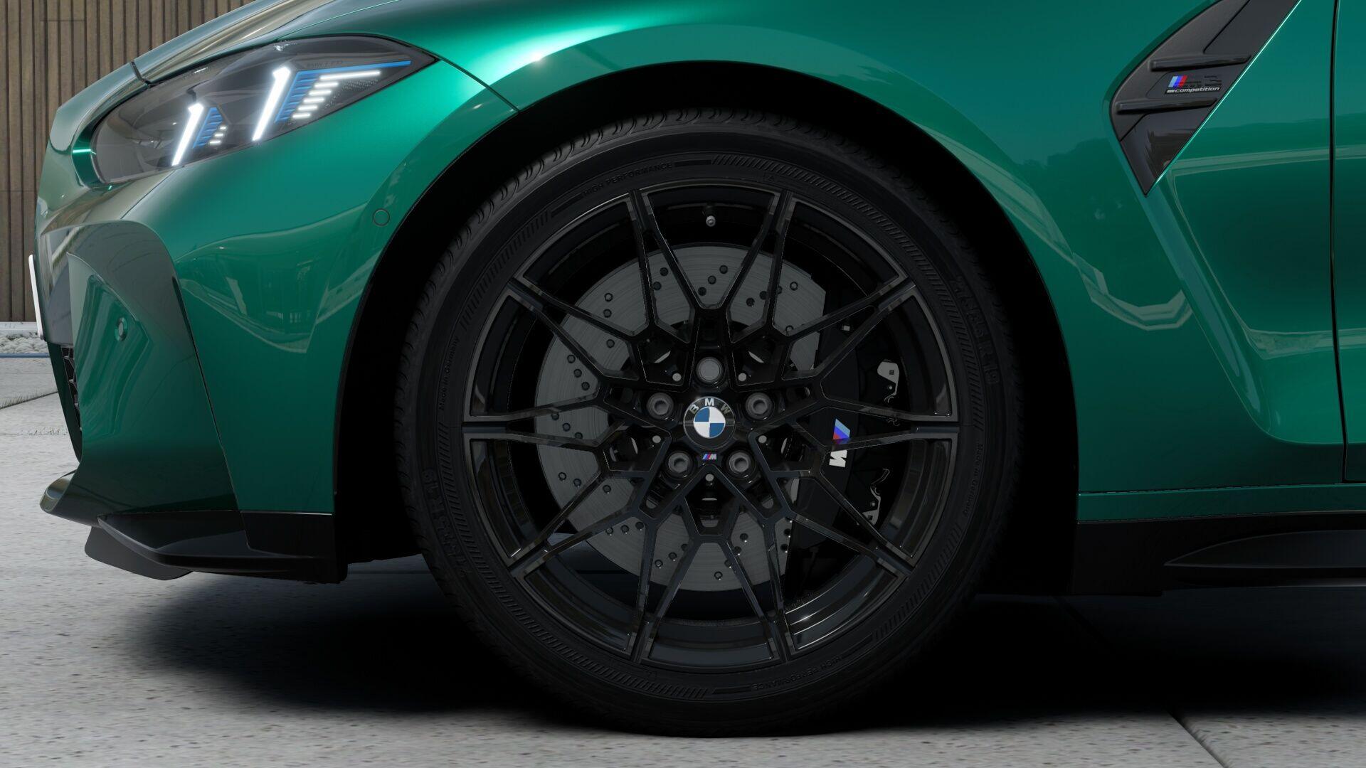 BMW M3 view 9