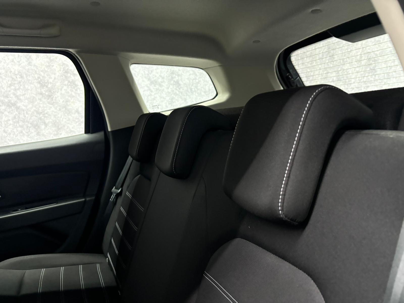 Dacia Duster view 9