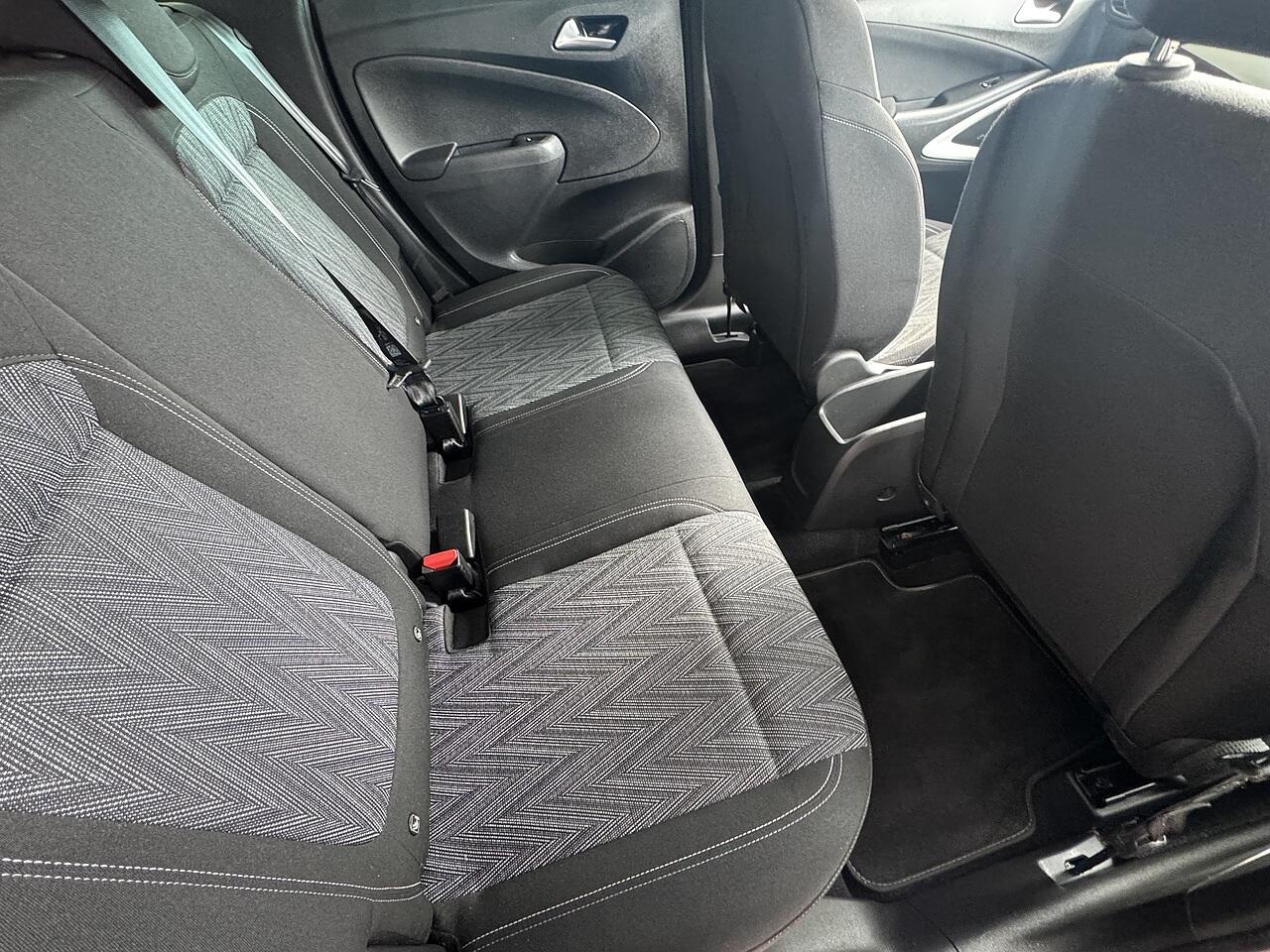 Vauxhall Crossland X view 14
