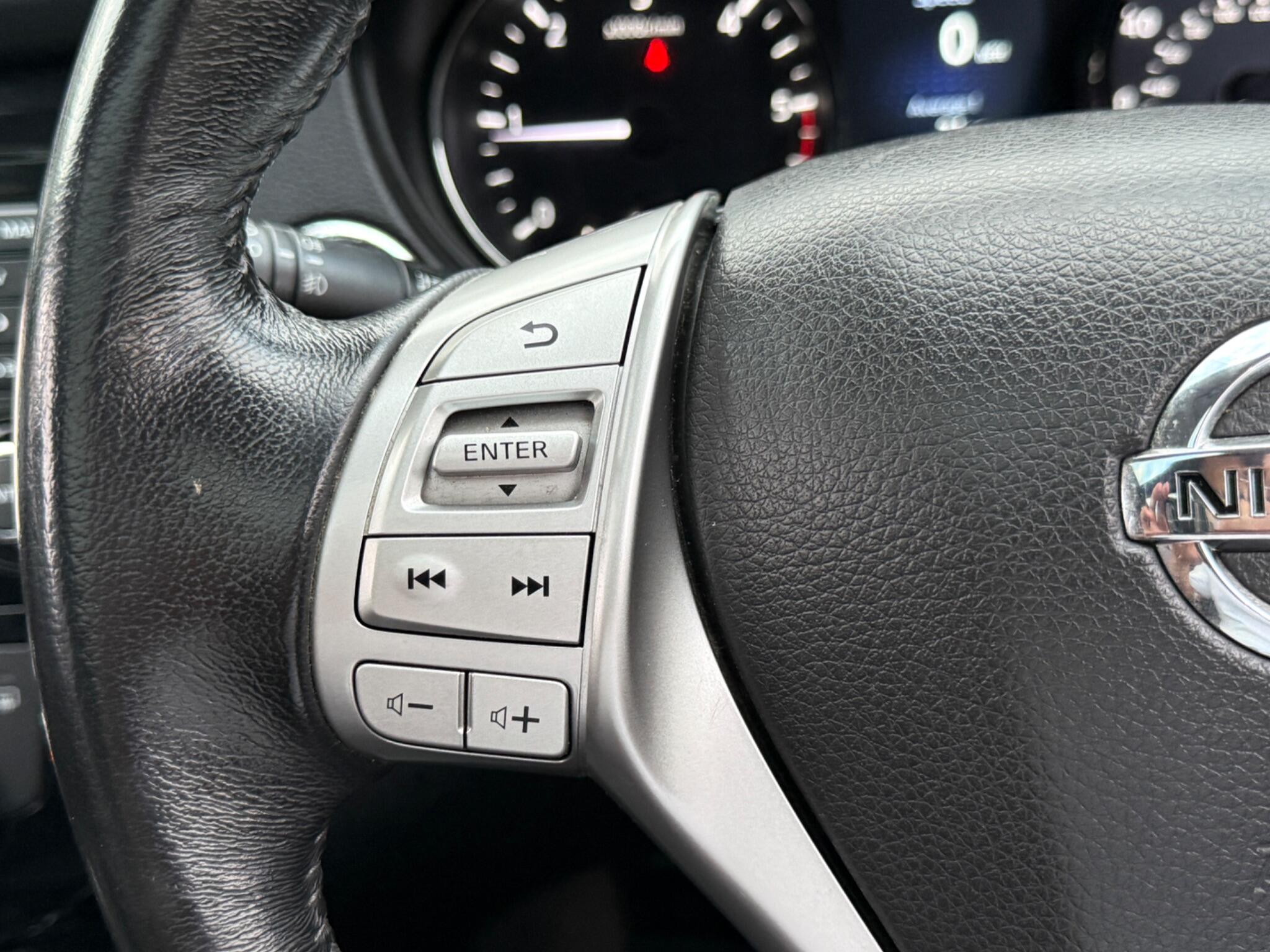 Nissan X-Trail - Image 61