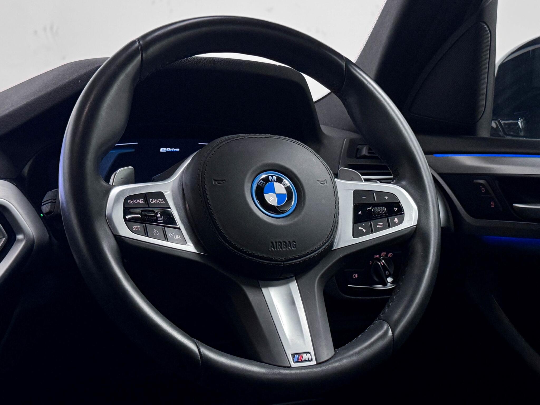 BMW X3 view 13