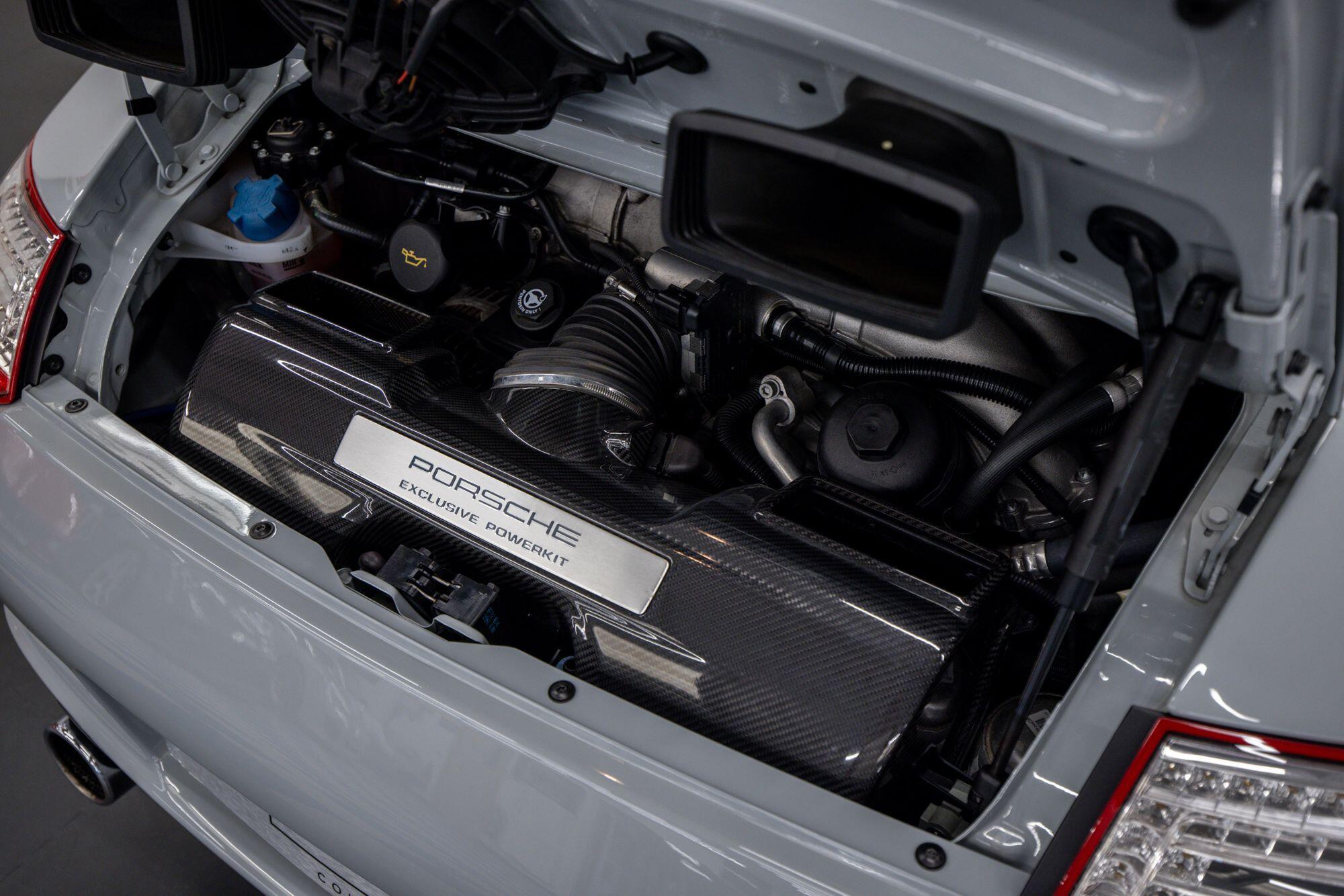 Porsche 911 view 59