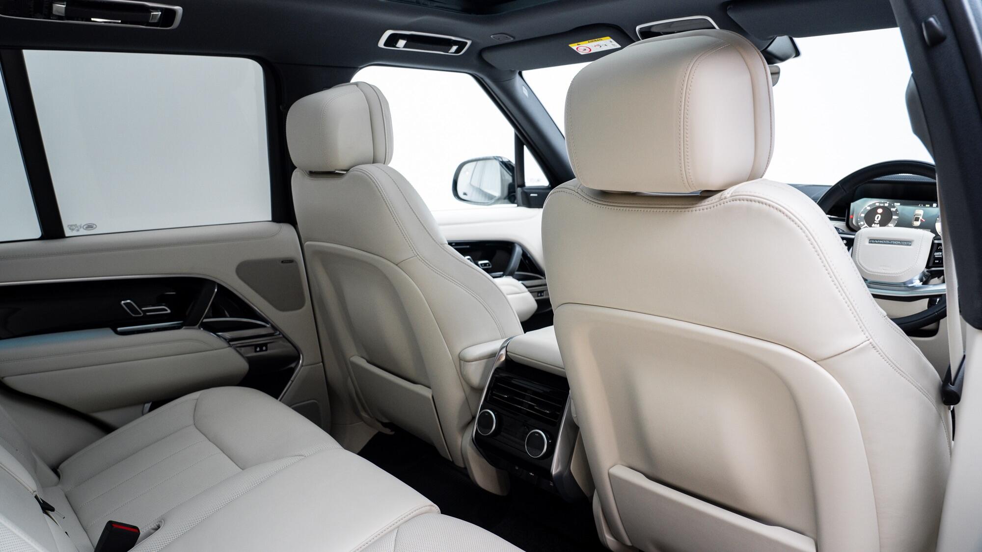Land Rover Range Rover view 19