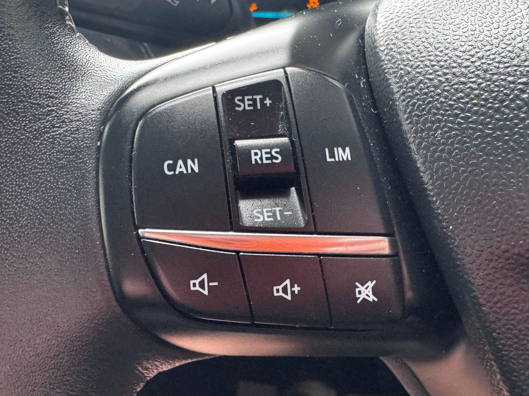 2018 Ford Fiesta image 35