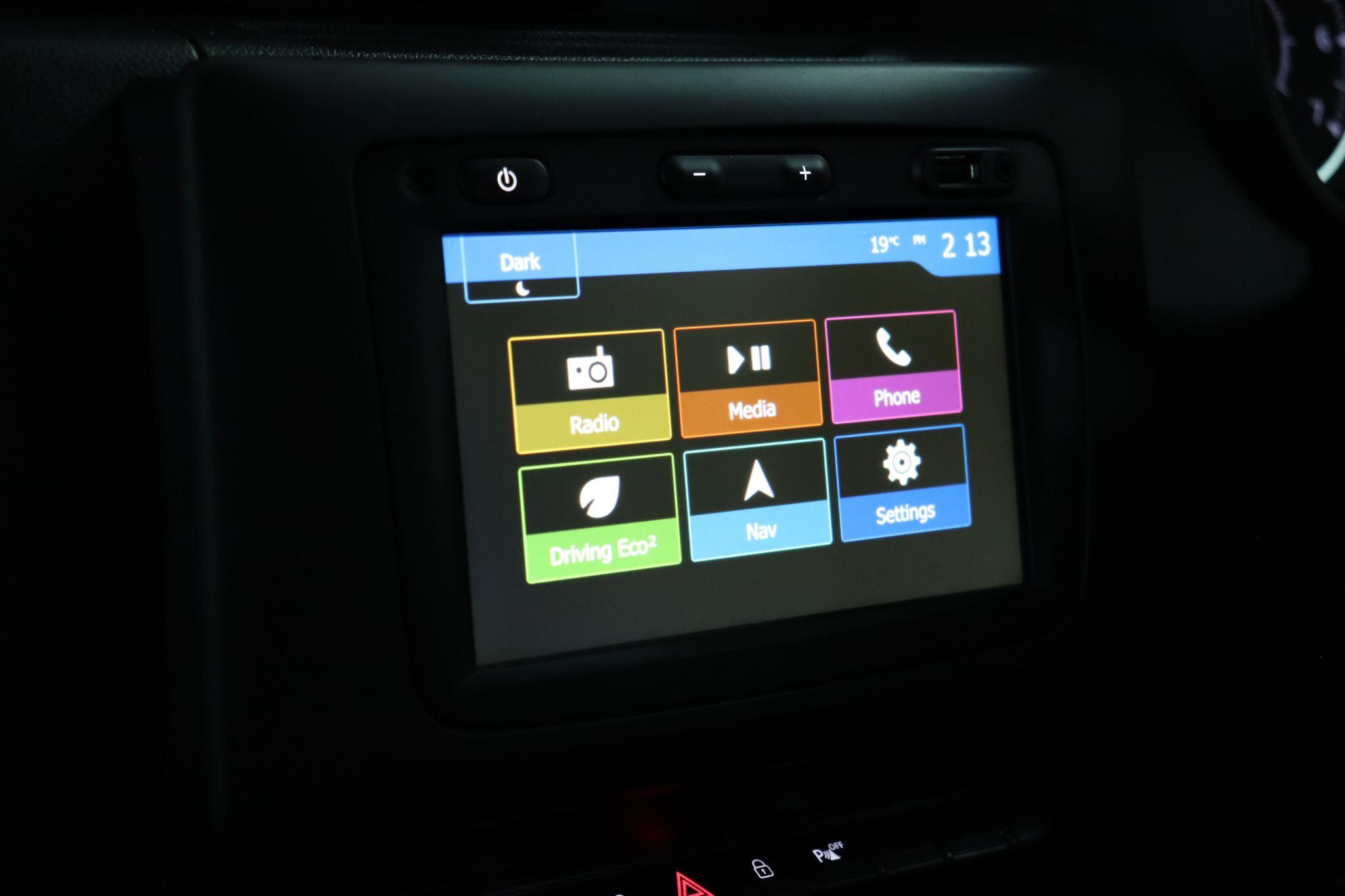 Dacia Duster view 38