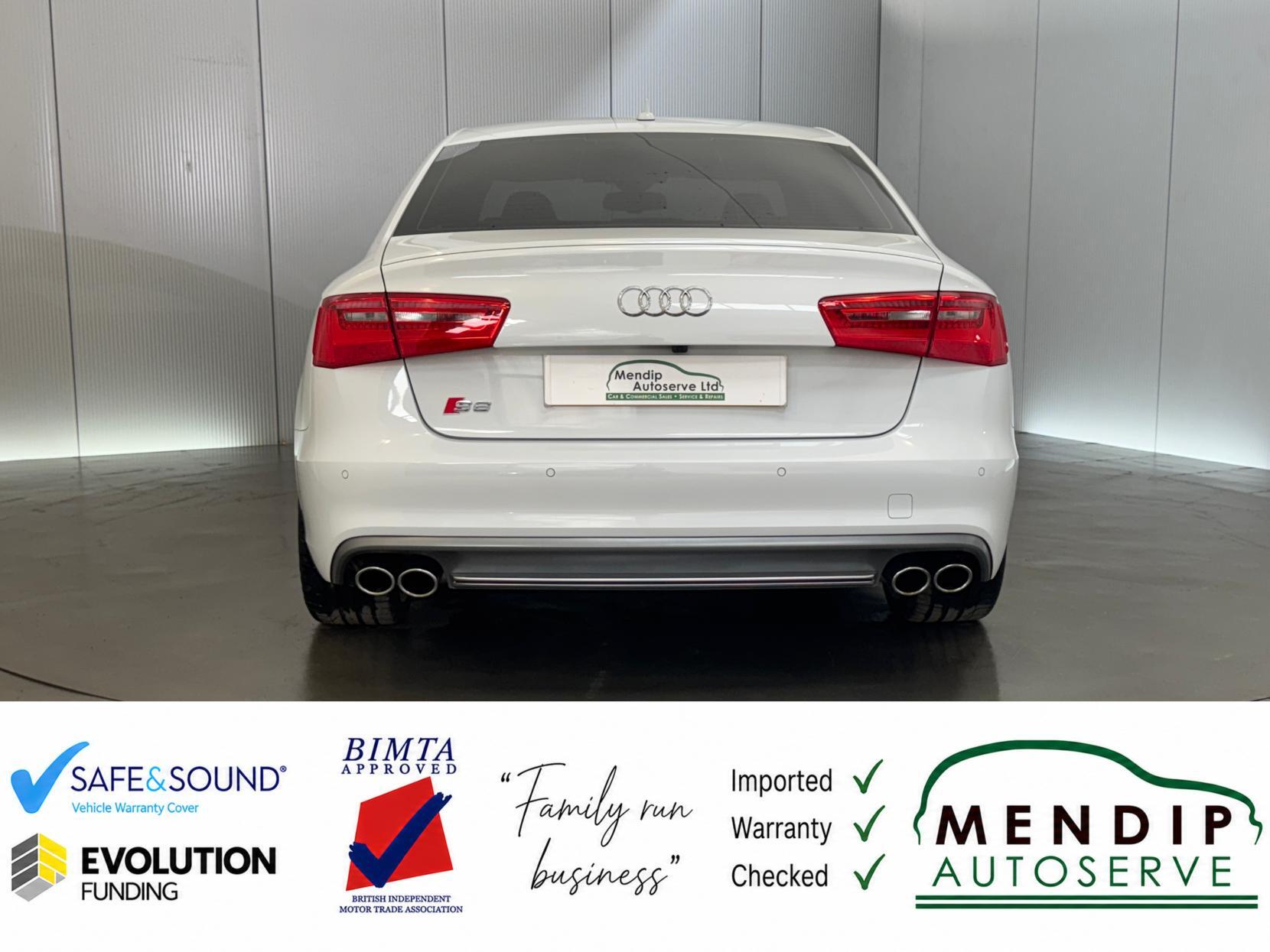 Audi S6 Saloon view 16