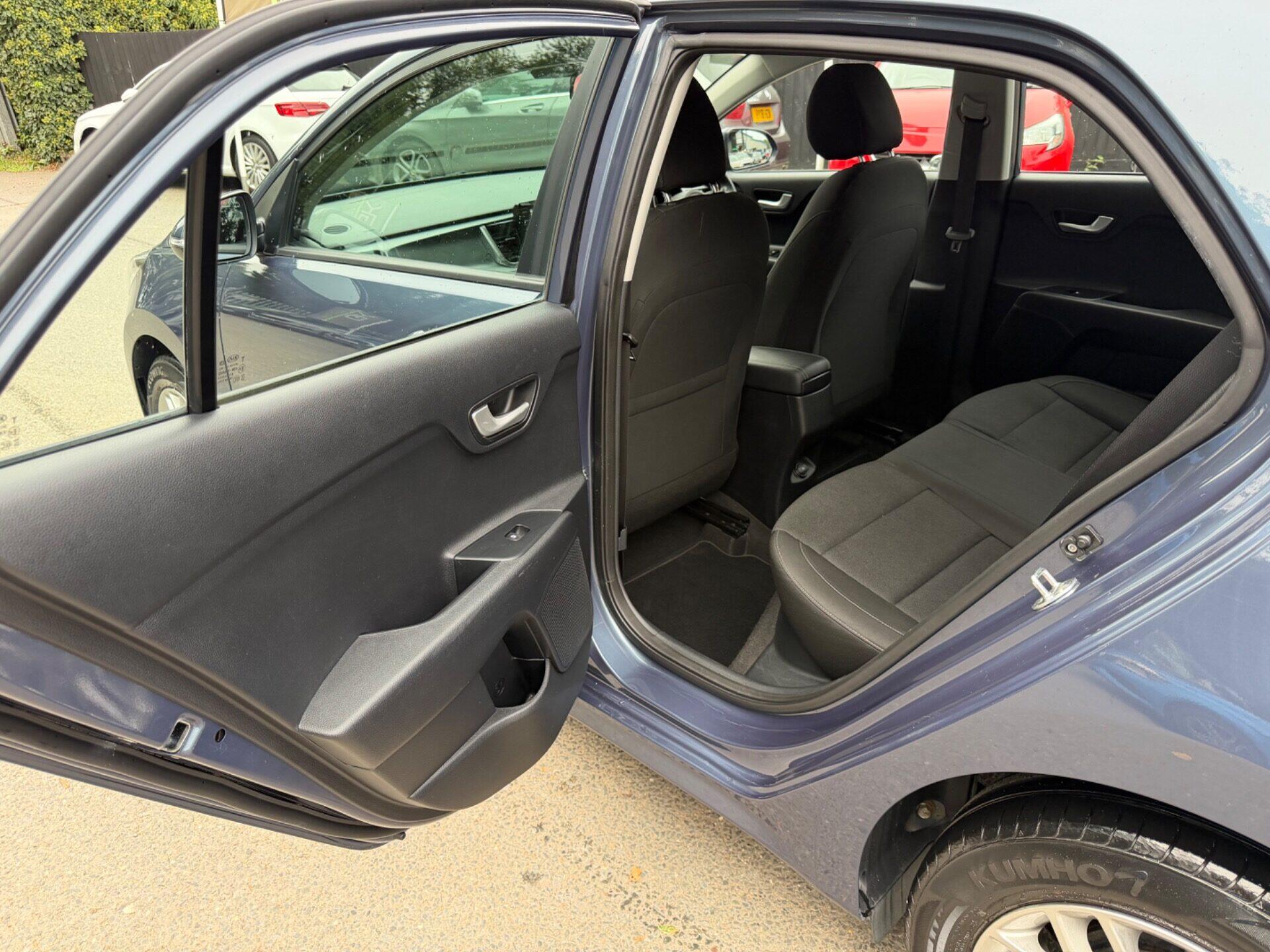 Kia Rio view 26