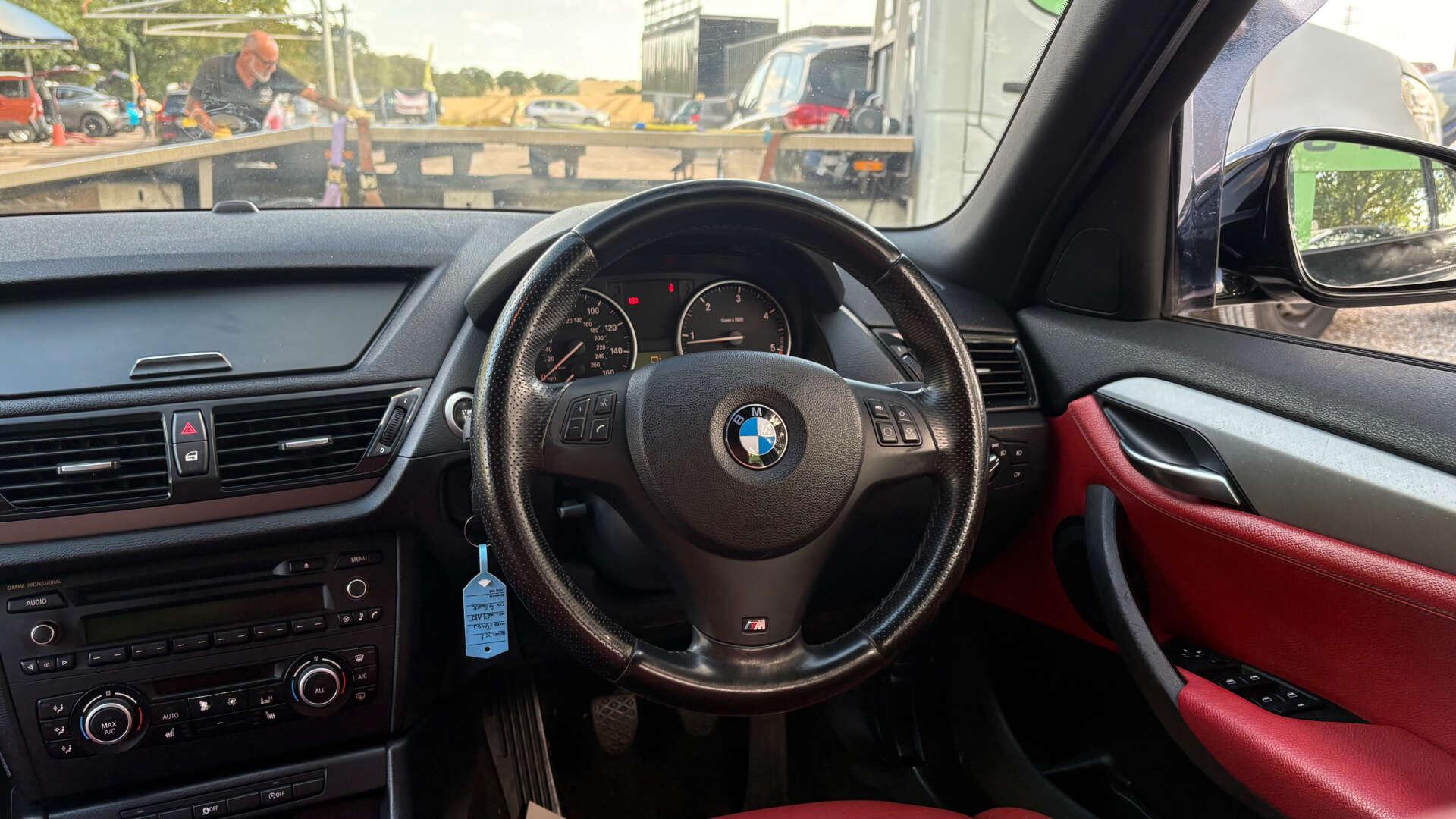 BMW X1 view 16