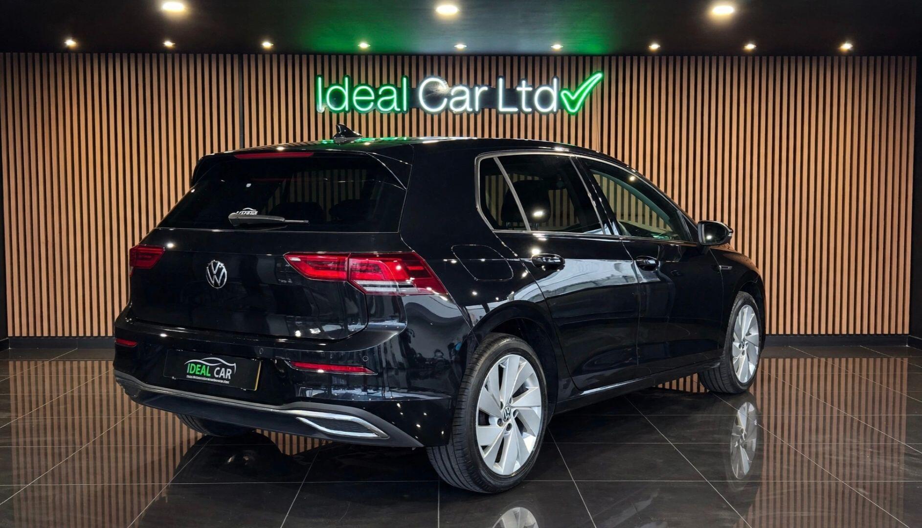 Volkswagen Golf view 8