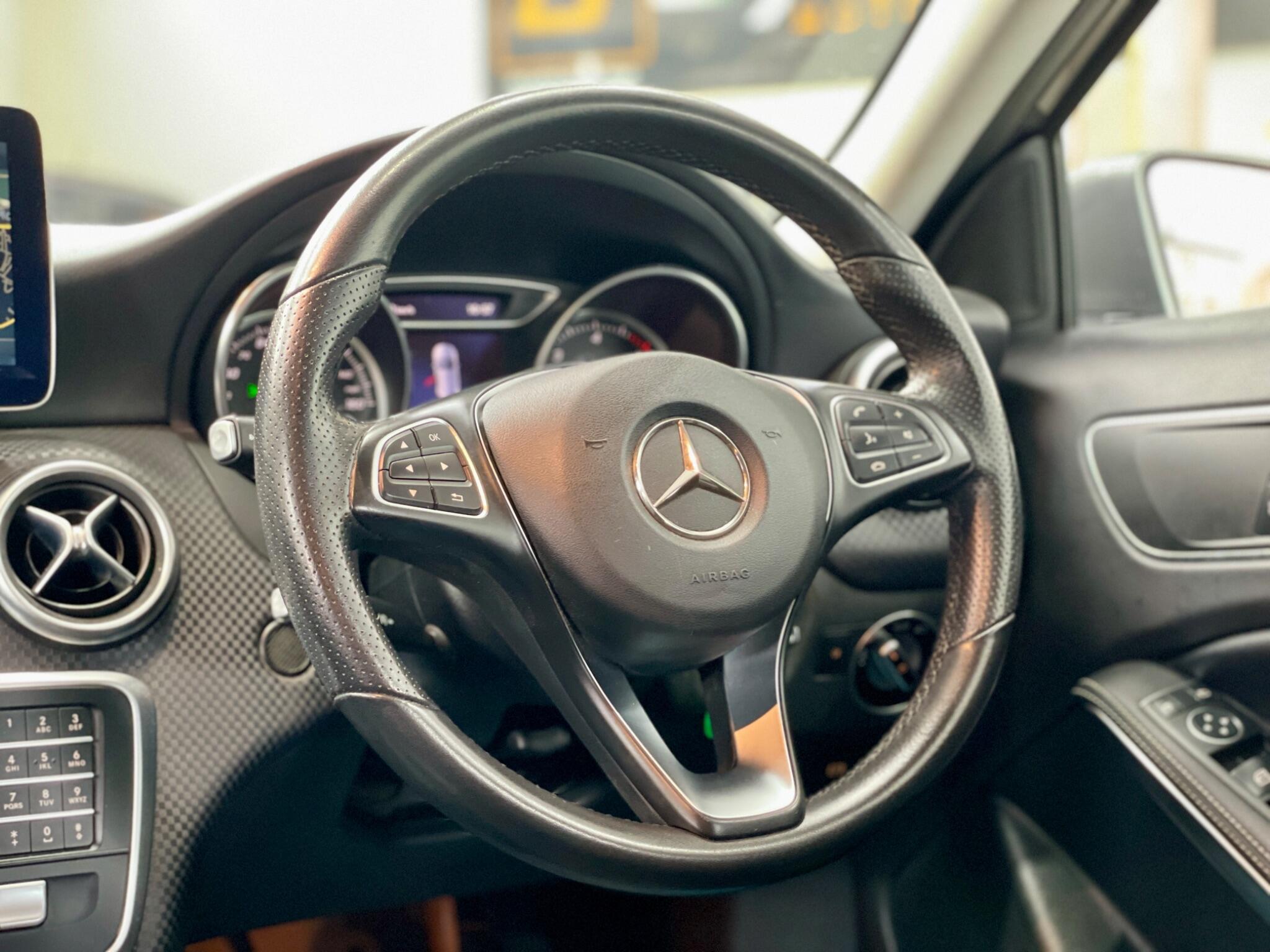 Mercedes-Benz A-Class view 42