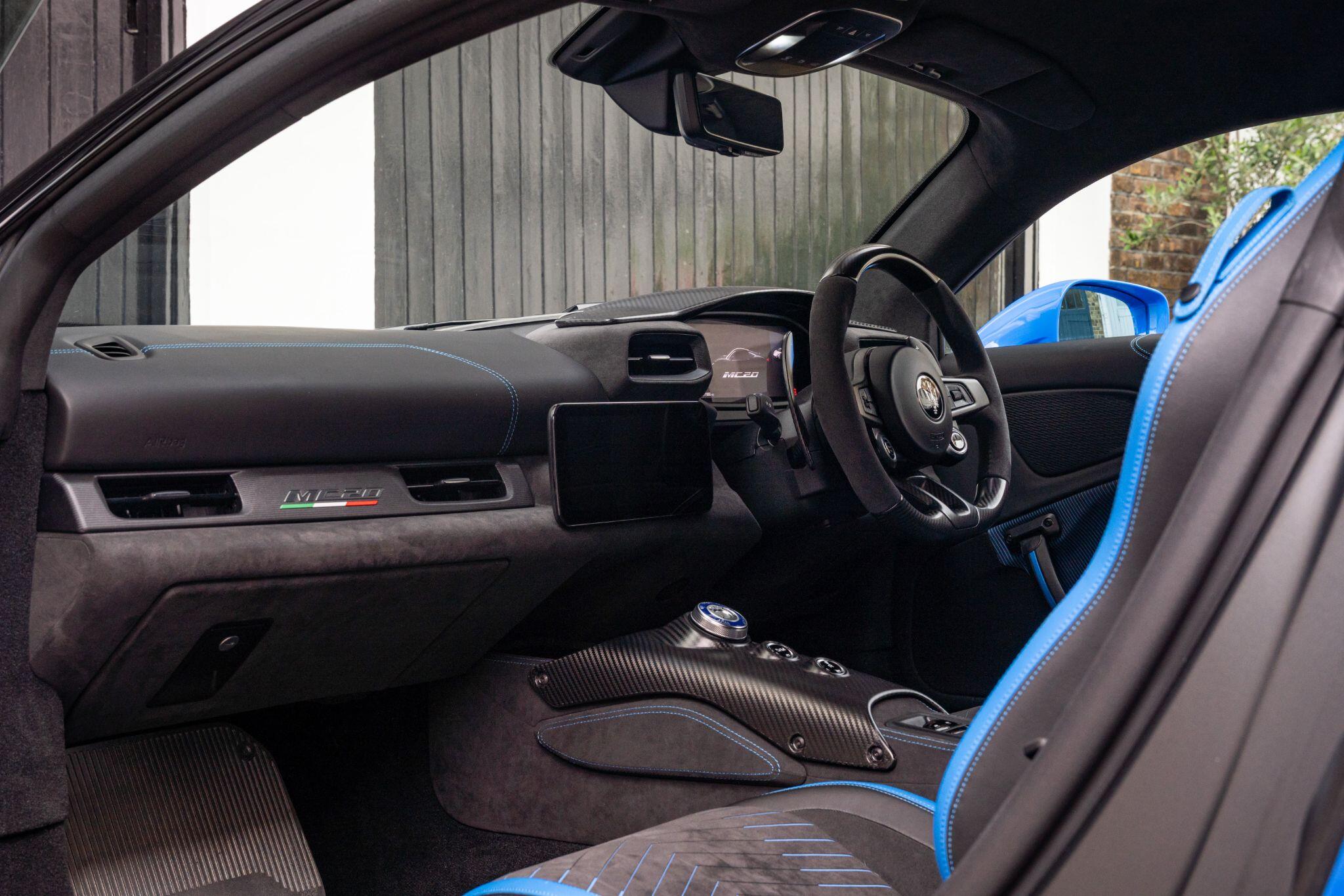 Maserati MC20 view 30
