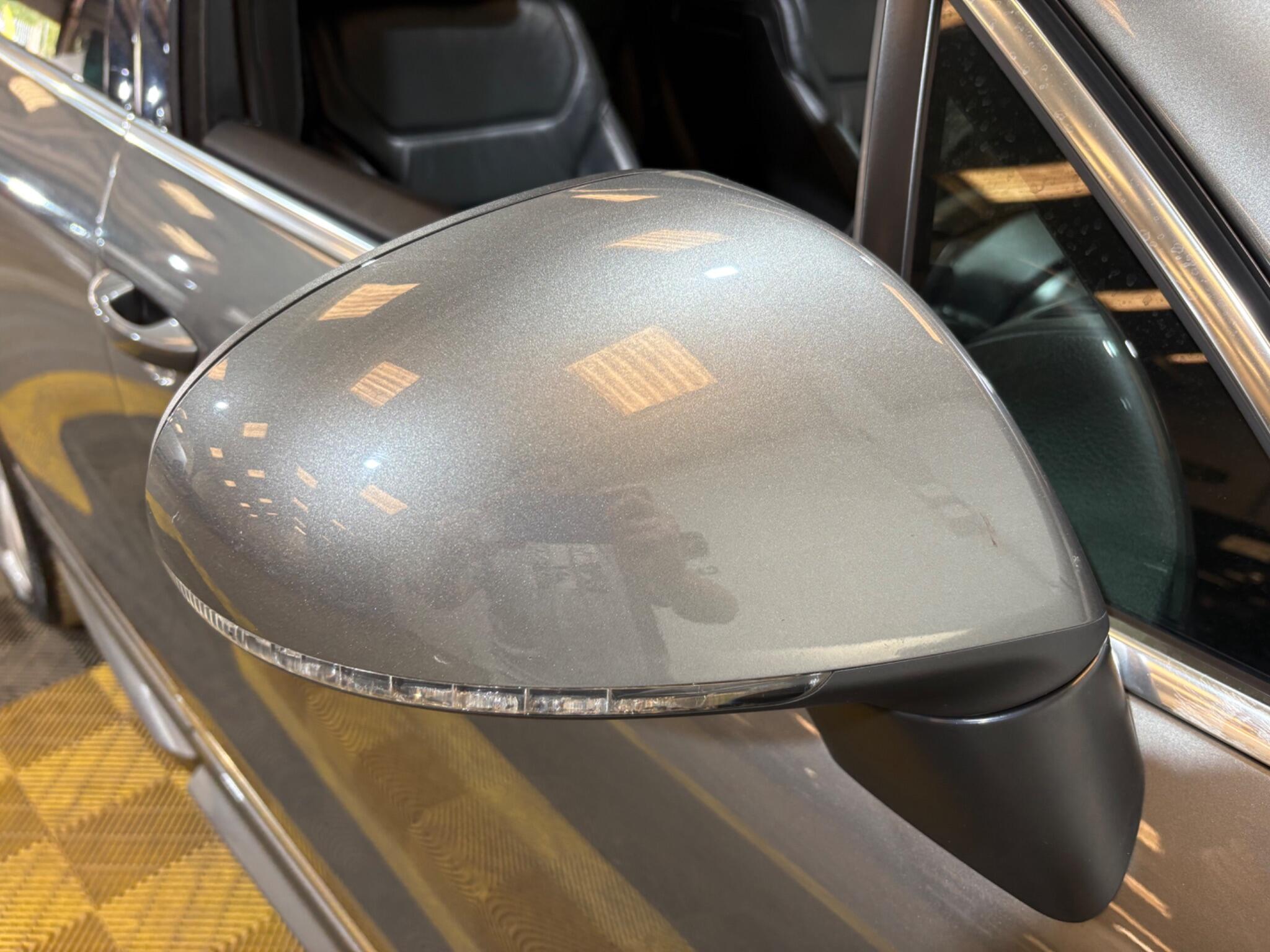 Volkswagen Touareg view 81