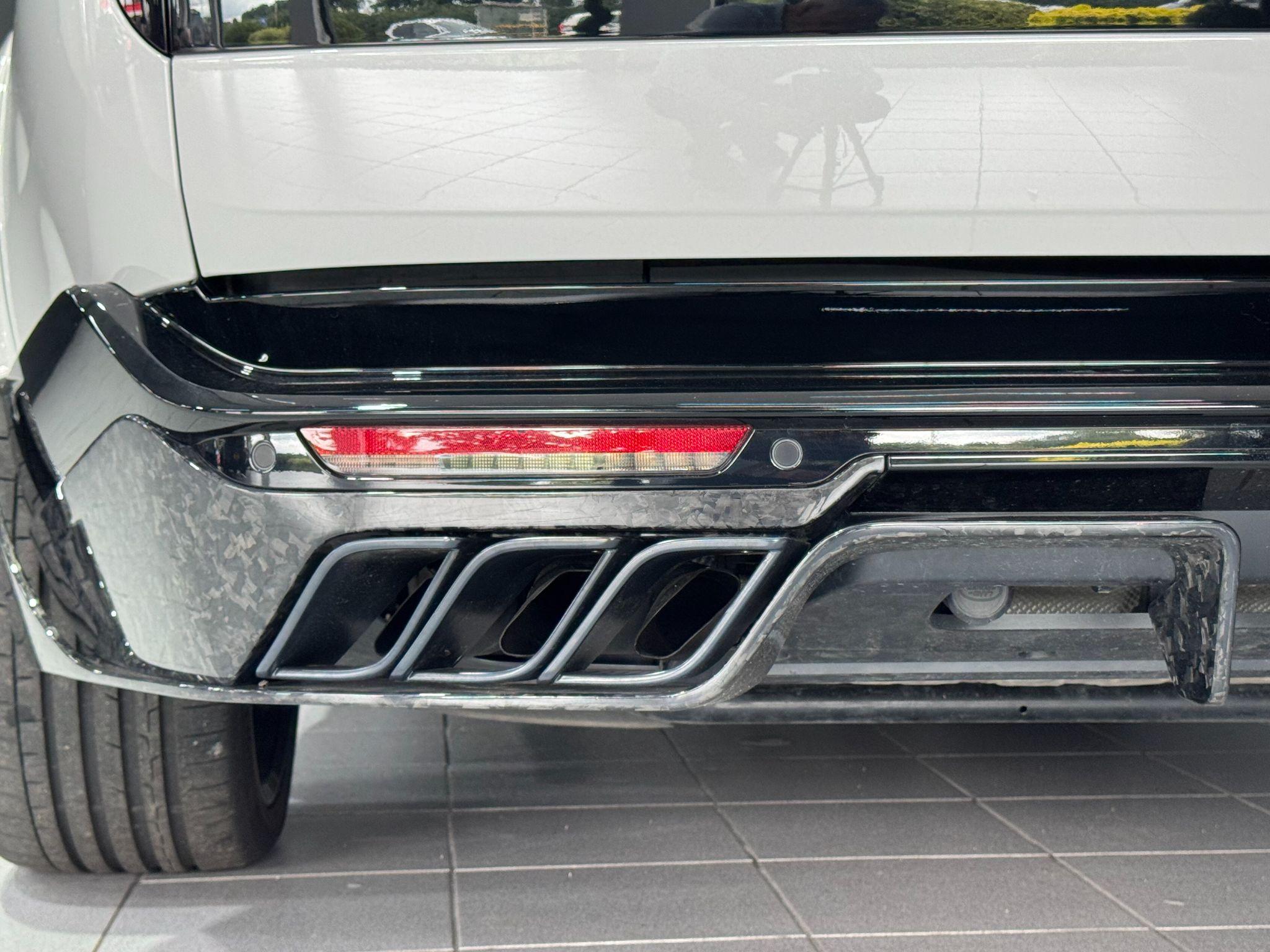 Land Rover Range Rover view 64