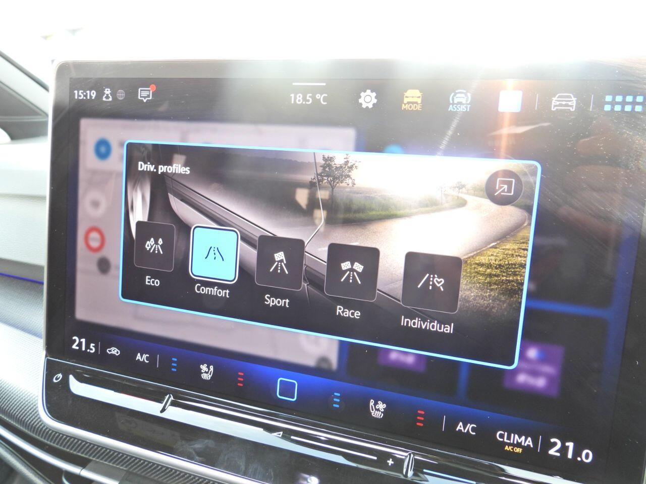 Volkswagen Golf view 44