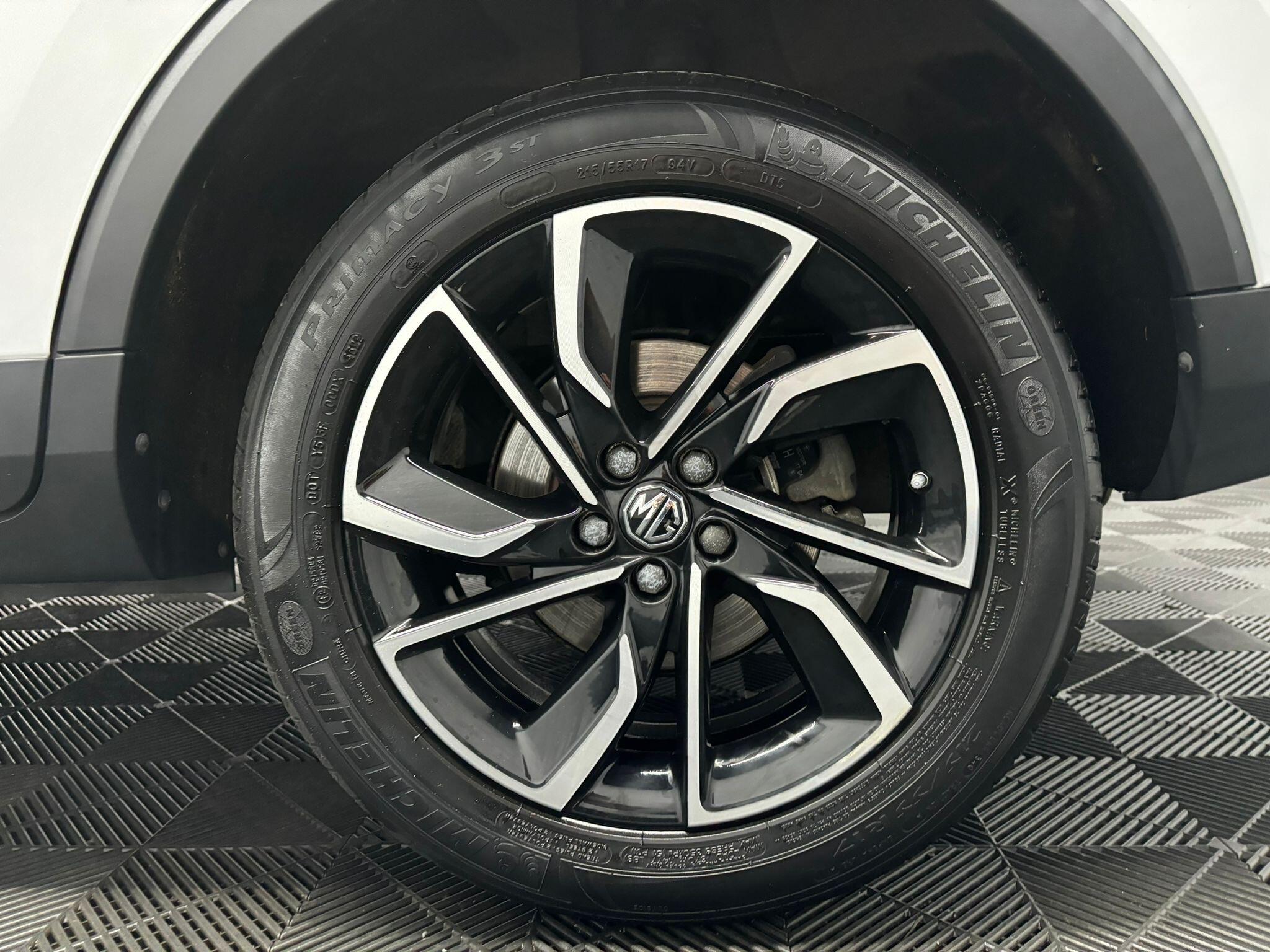 MG MG ZS view 26