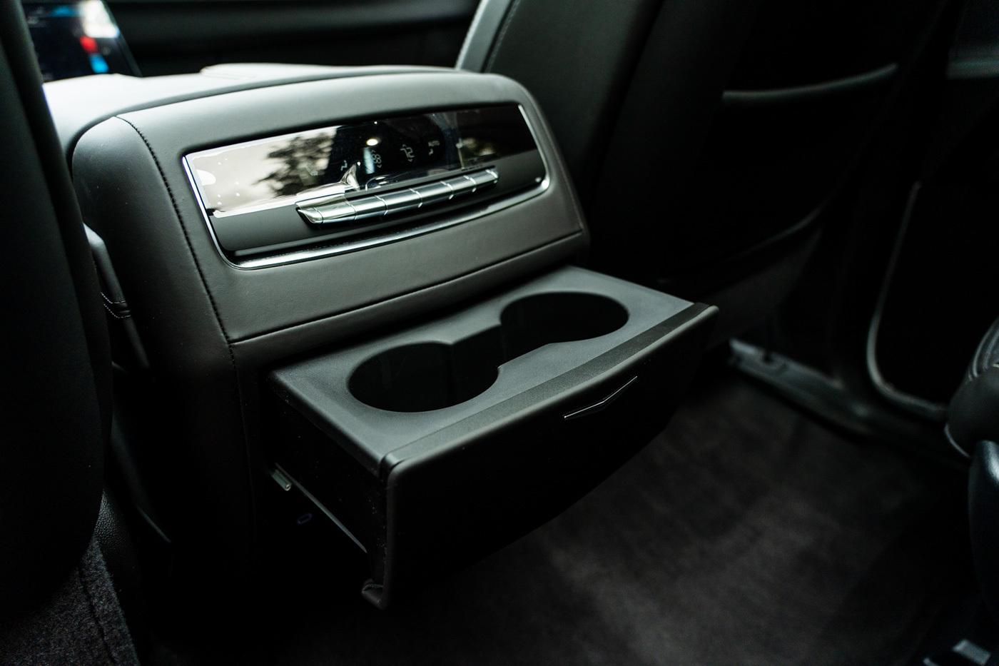 Cadillac Escalade view 50