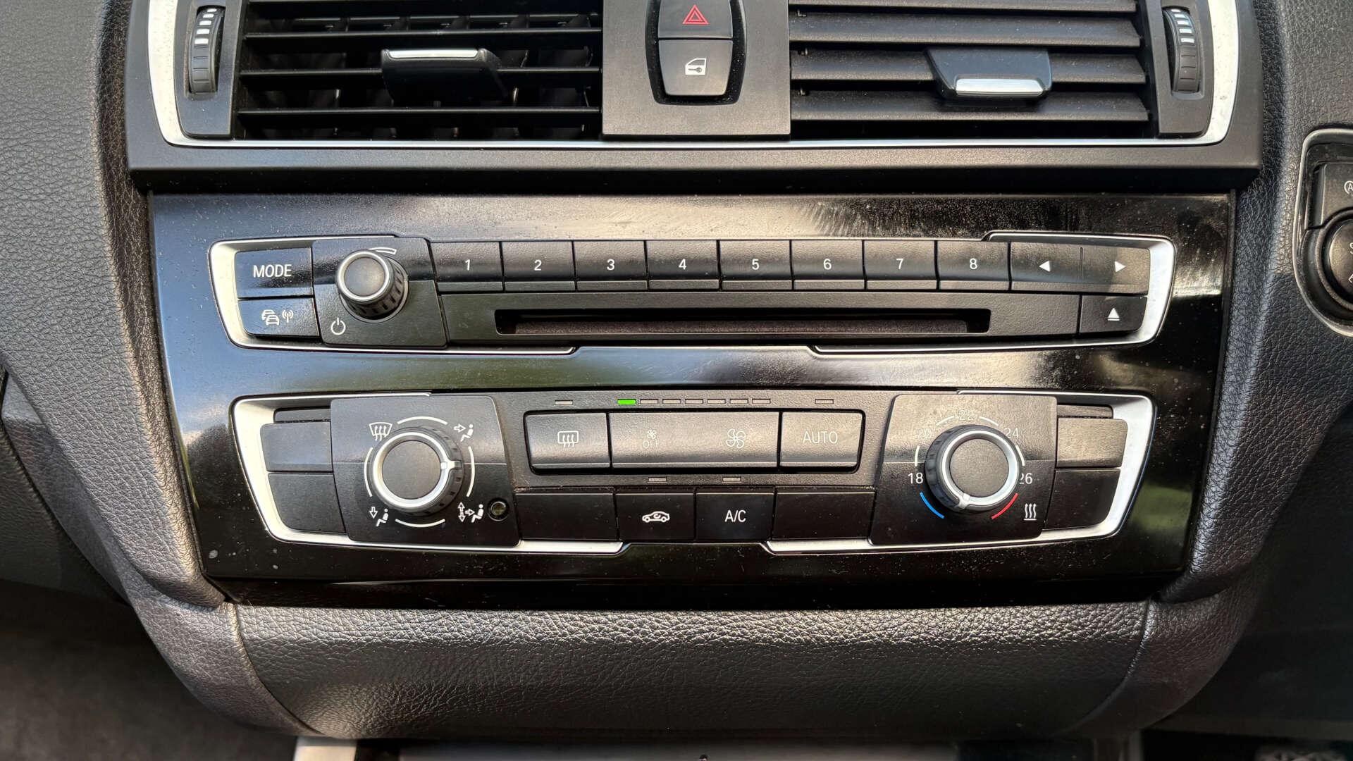 BMW 2 Series view 31