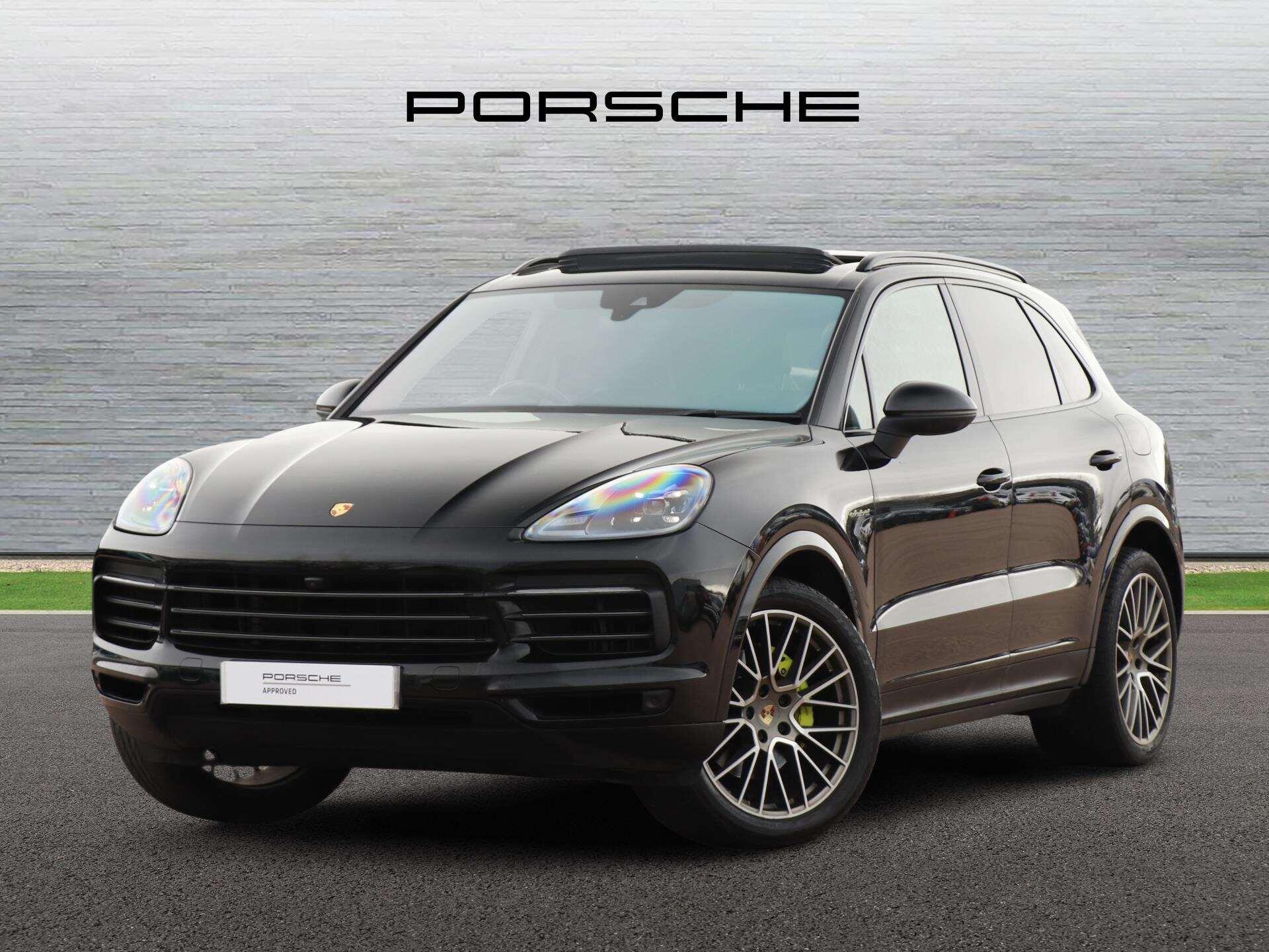 Porsche Cayenne view 7