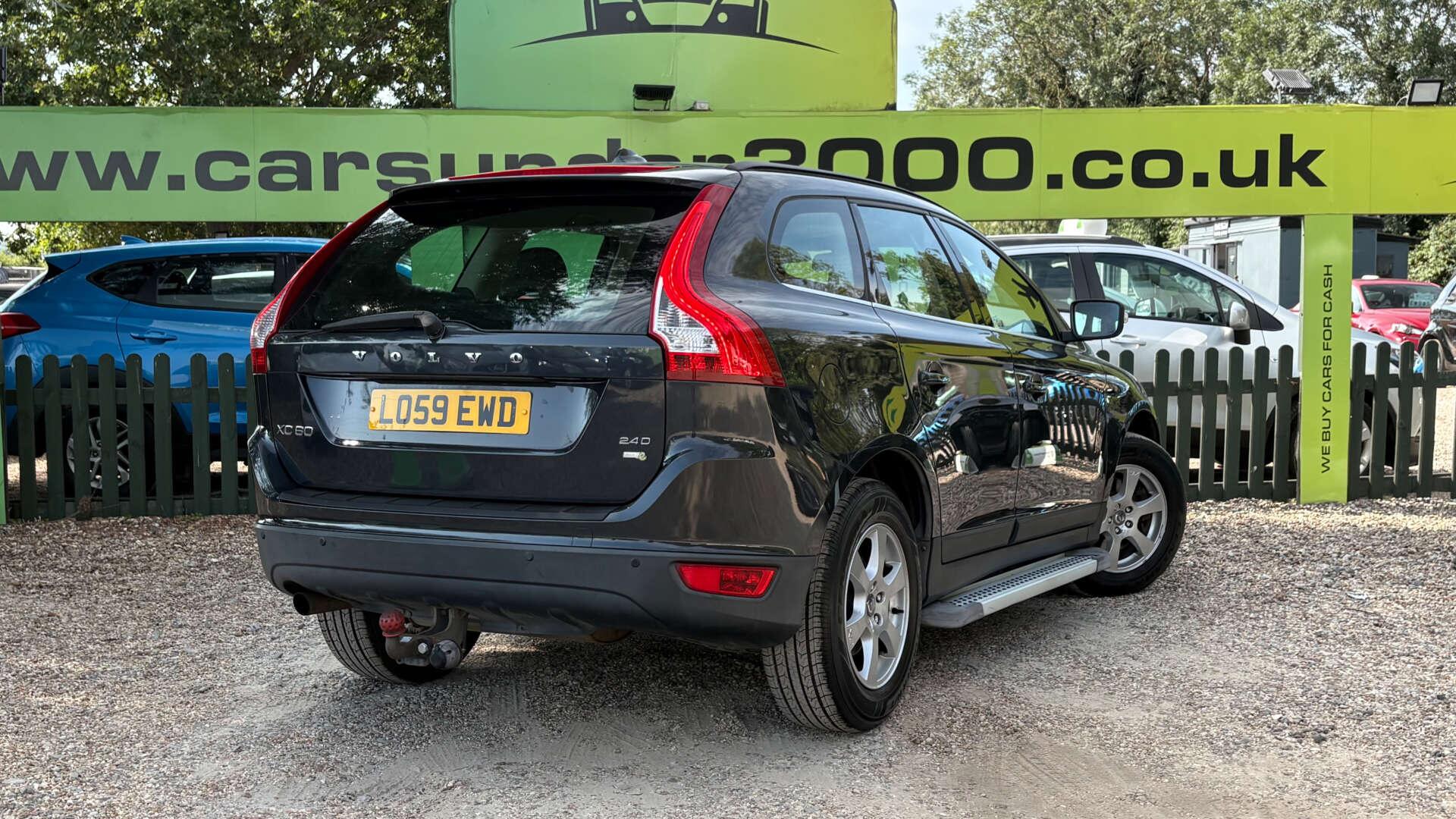 Volvo XC60 view 6