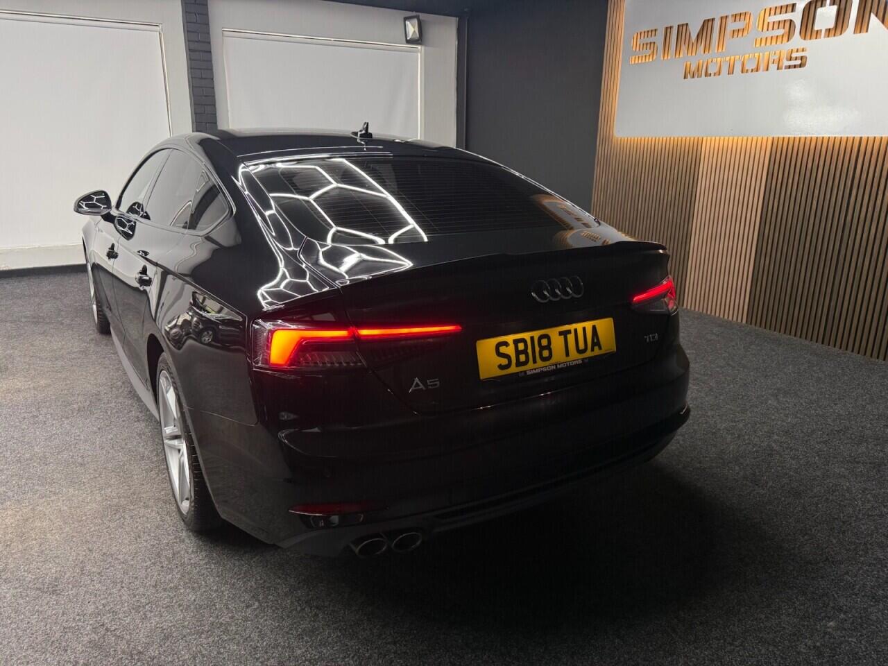 Audi A5 view 8
