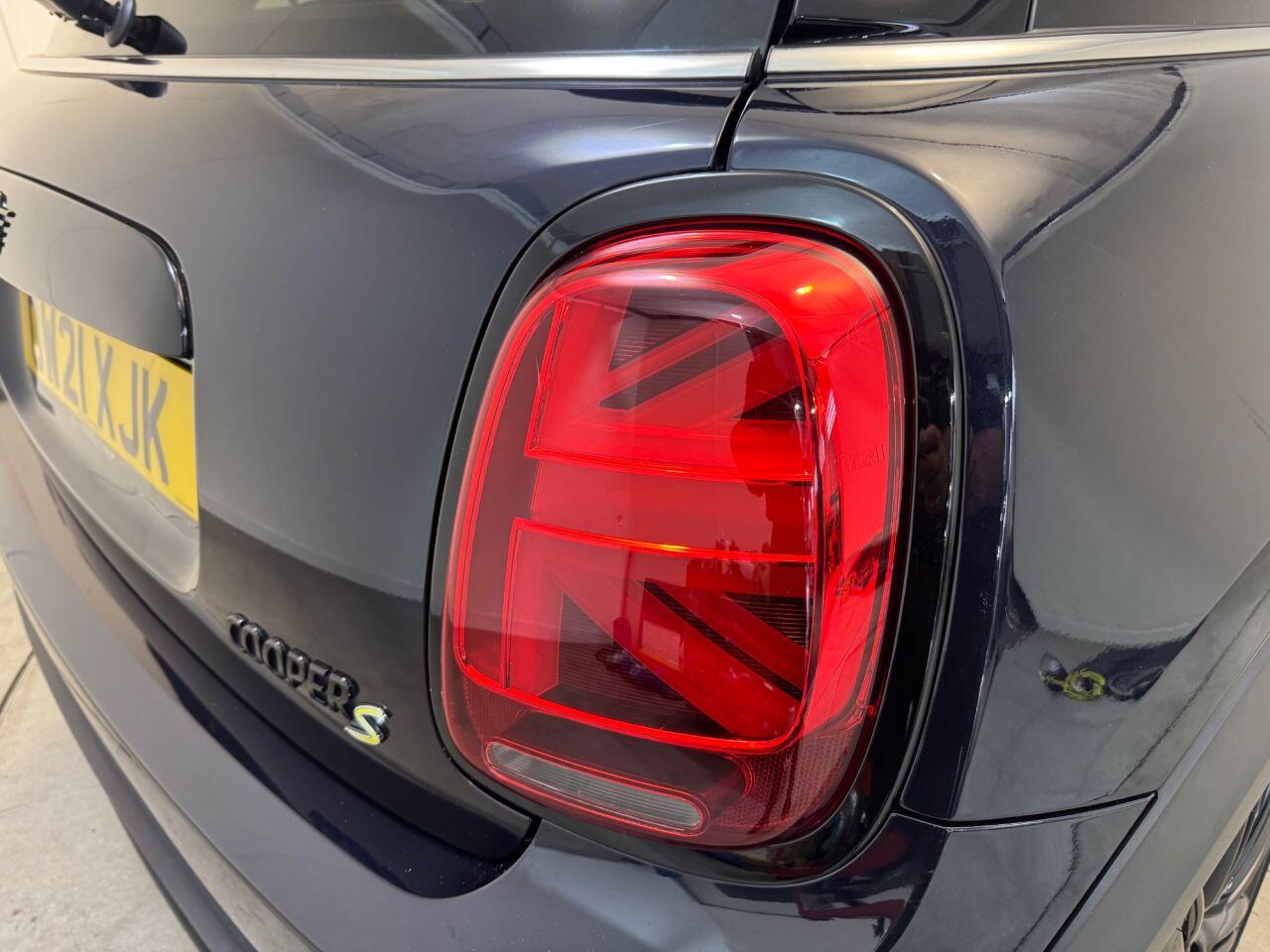 Mini Electric Hatch view 23