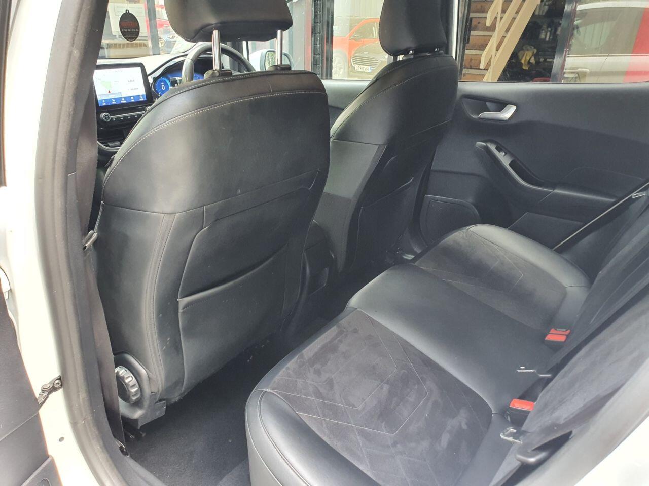 Ford Fiesta view 23