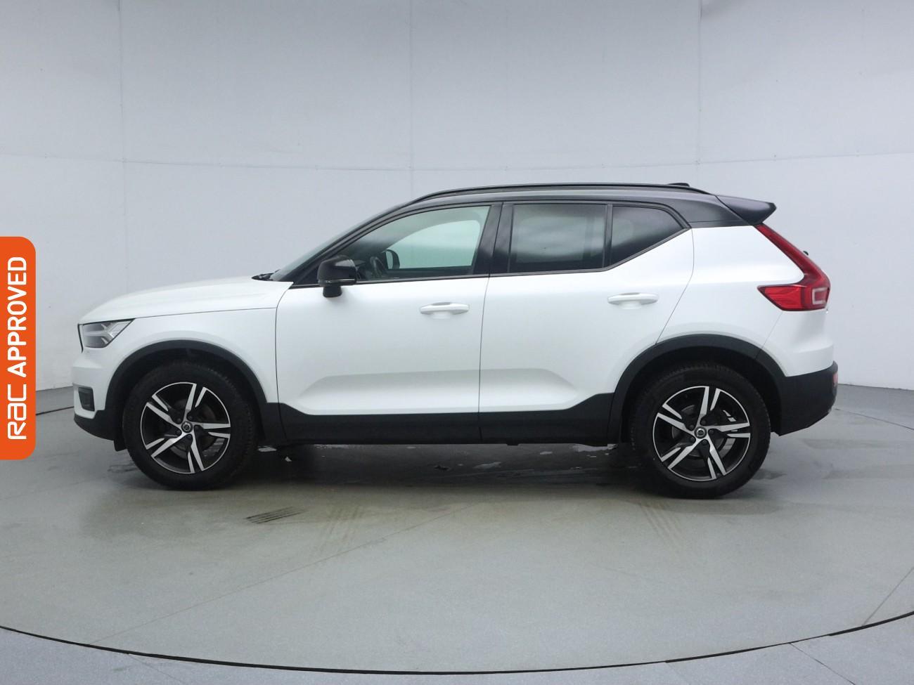 Volvo XC40 view 32